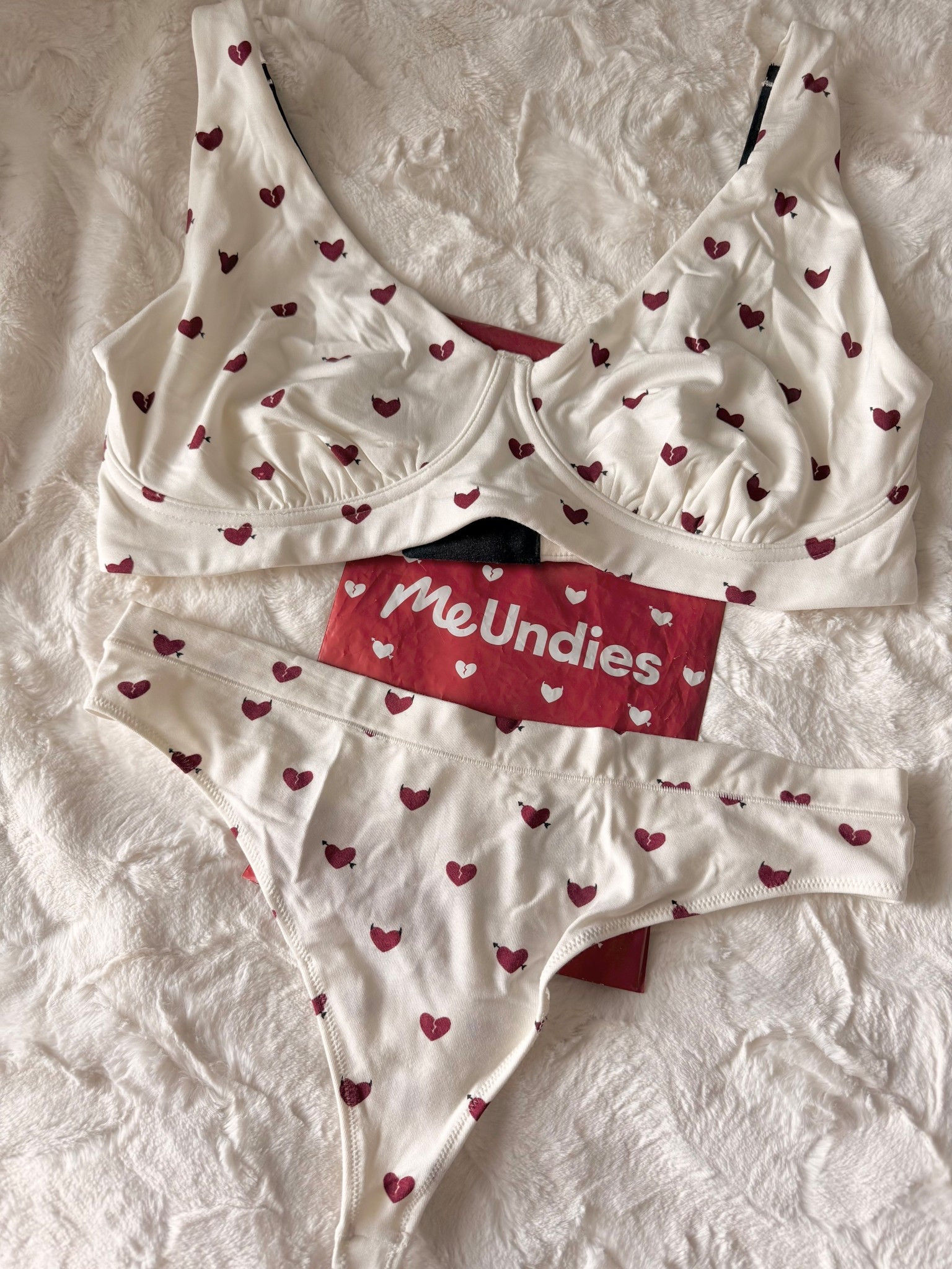 Valentine’s Day Set ❤️

Have you tried MeUndies yet? They are so comfortable and easy to wear! I get a new set every month 💕

#LTKOver40 #LTKselfcare #LTKValentine