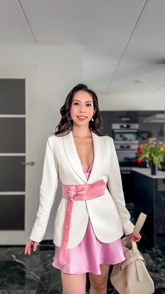 Blazer outfit idea. Styling a tie as a belt over a neutral blazer for an elevated chic look.

Spring layering idea | Feminine outfit | Cream blazer styling | Pink dress outfit

Blazer: Gaala Paris (out of stock) 
Dress: Zara ( out of stock) 


#LTKspring #LTKdresses #LTKstyletip