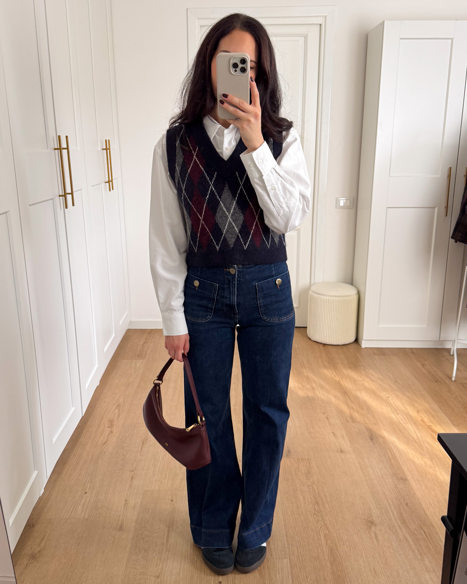 Outfit autunnale con gilet a quadri.
Fall outfit idea 

 #LTKitalia #LTKeurope #LTKautumn