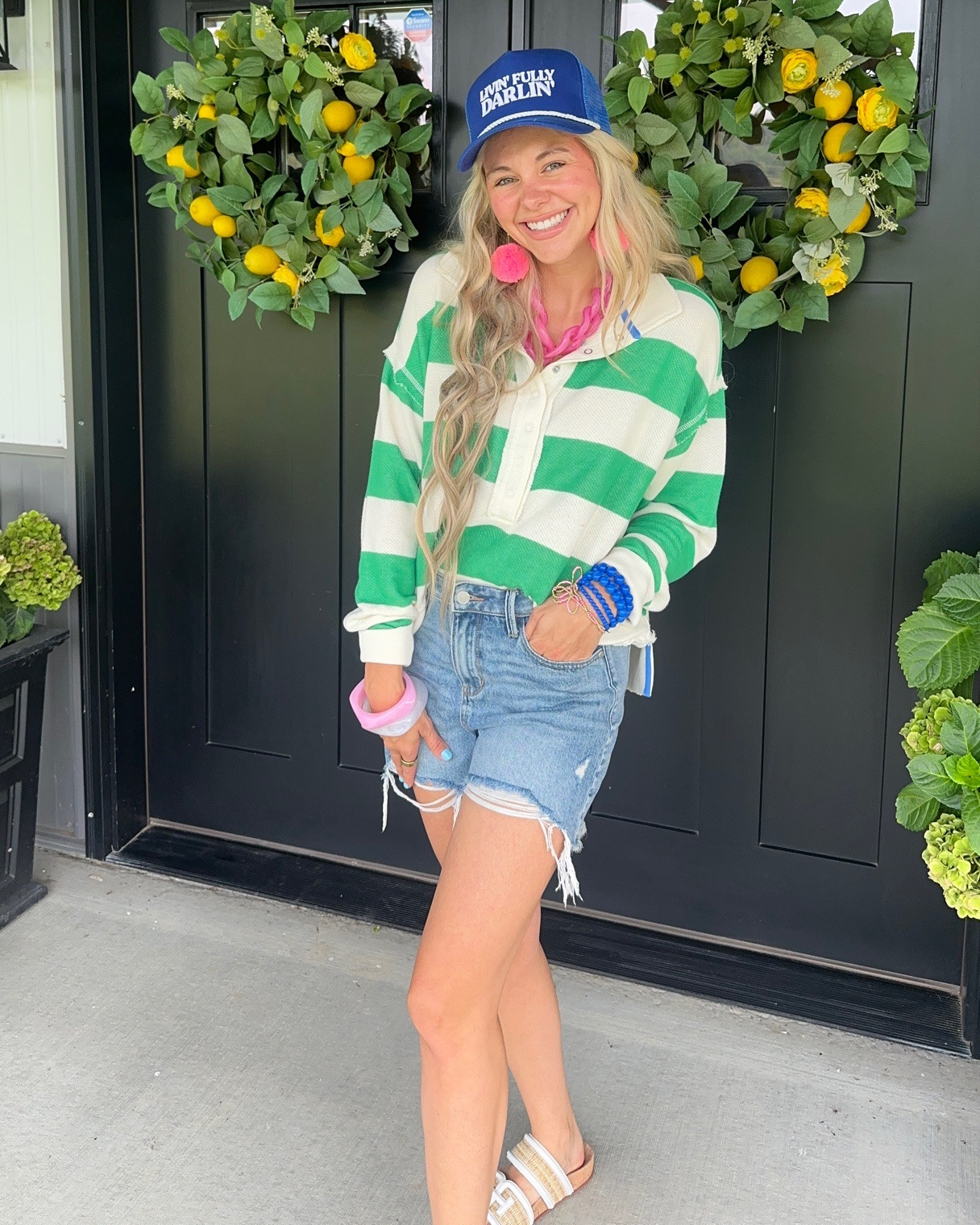 Loveee this new sweatshirt from AE! 💚💙🩷

#LTKootd #LTKmomlife #LTKSaleAlert