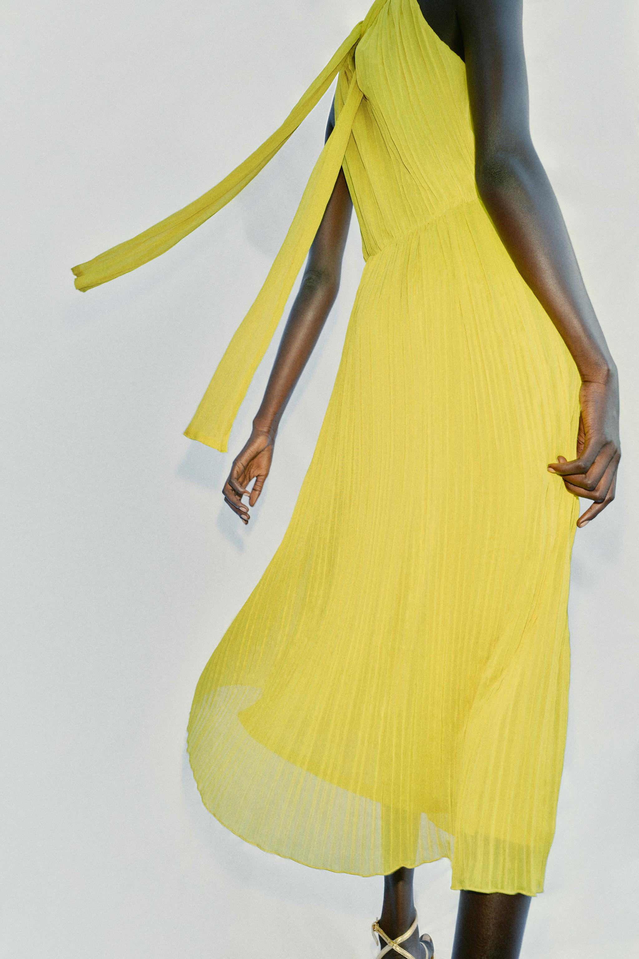 PLEATED MIDI DRESS | Zara UK