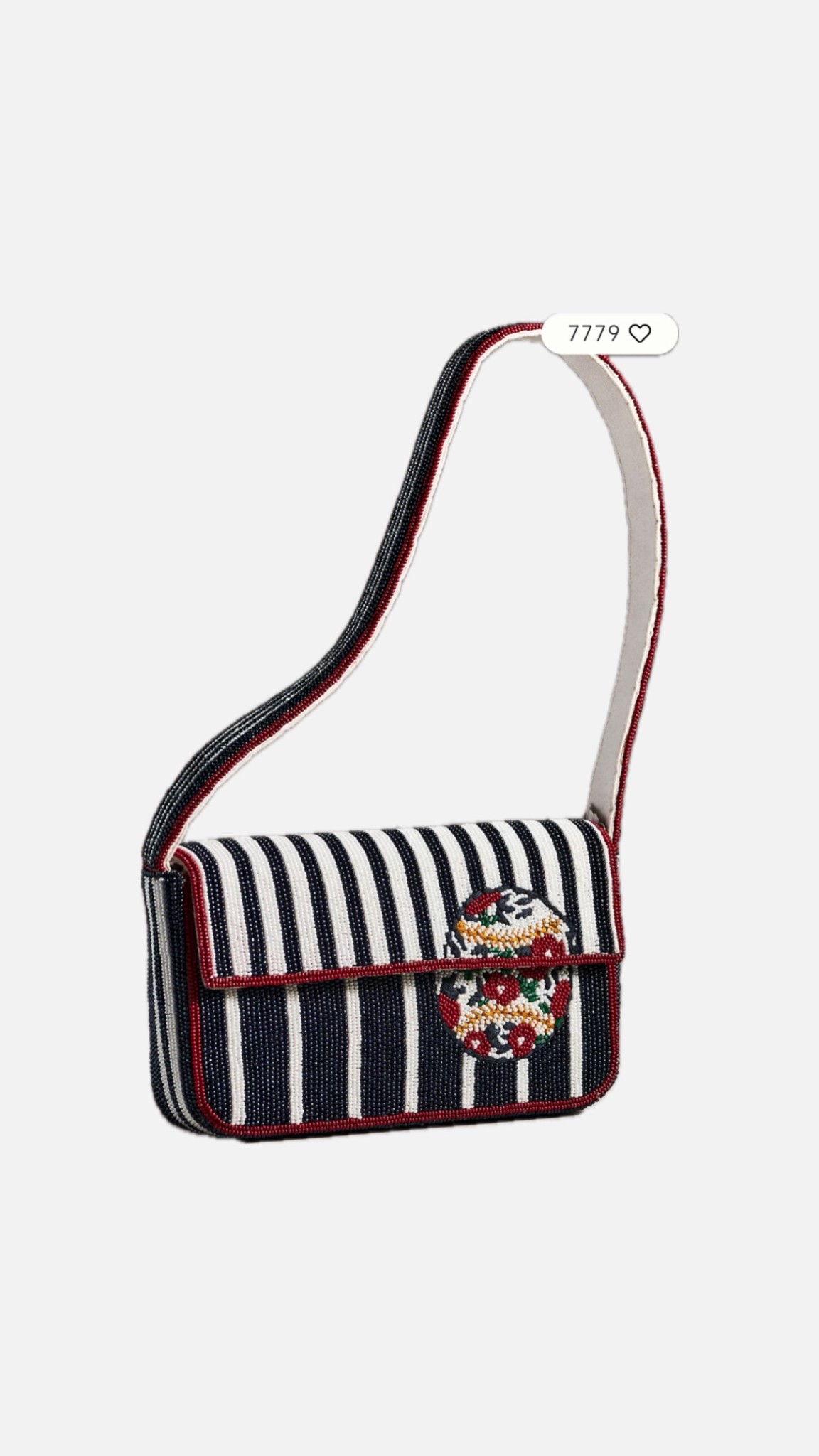 The cutest beaded bag for the baseball girls. 