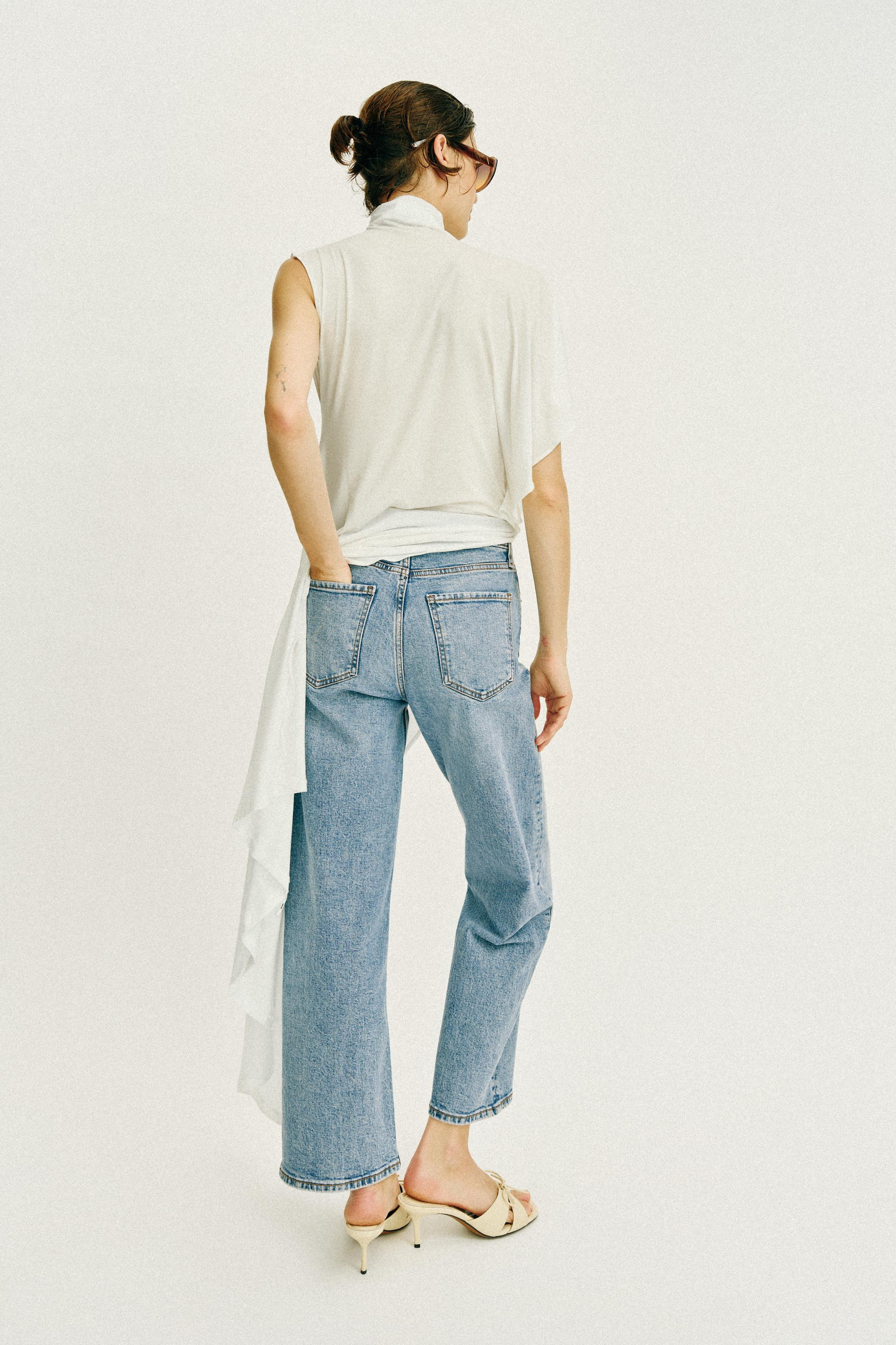 Z1975 HI-RISE STRAIGHT JEANS | Zara US