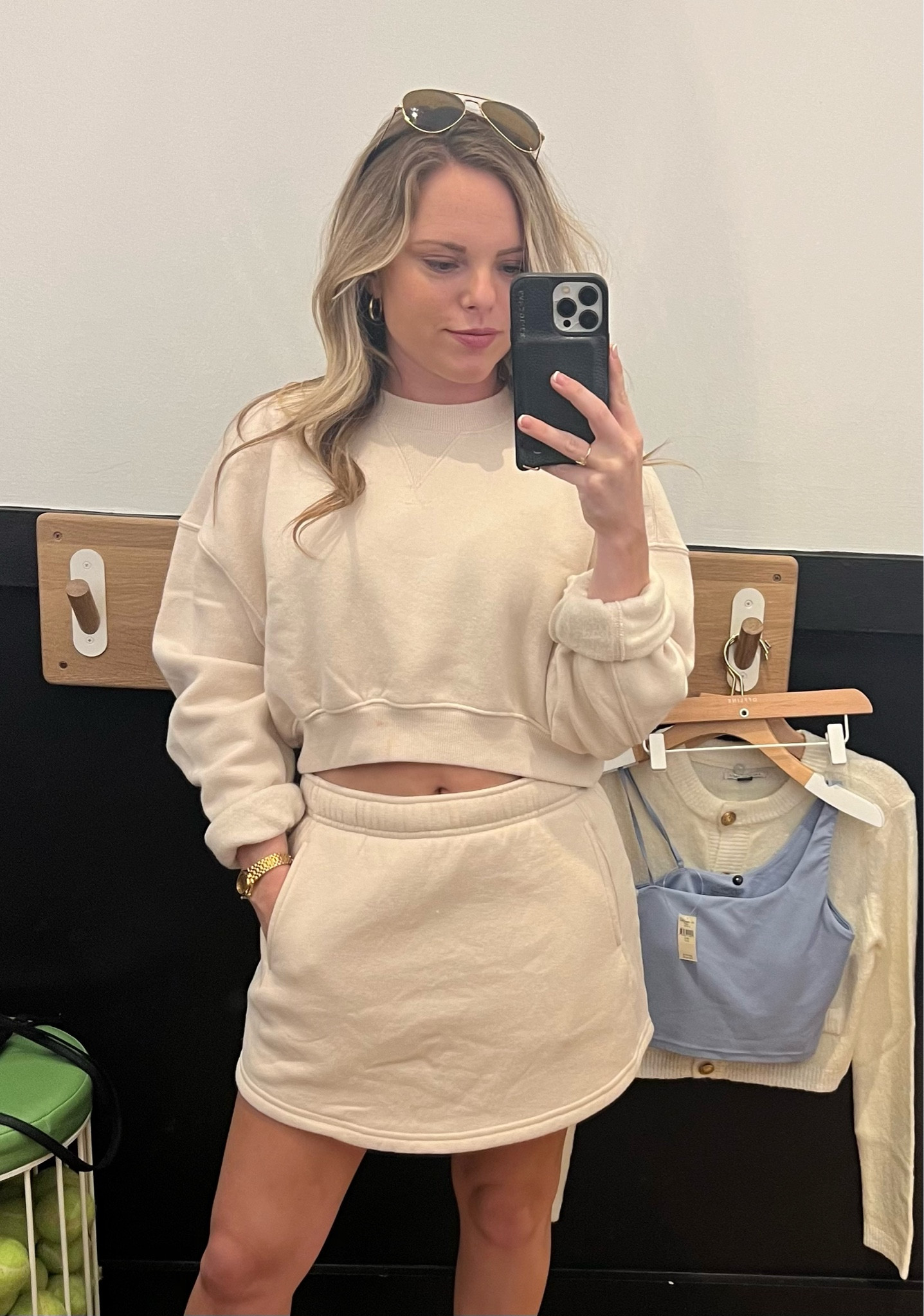 I will be living in this set from now on 🤍

#LTKFallSale #LTKFindsUnder100 #LTKActive