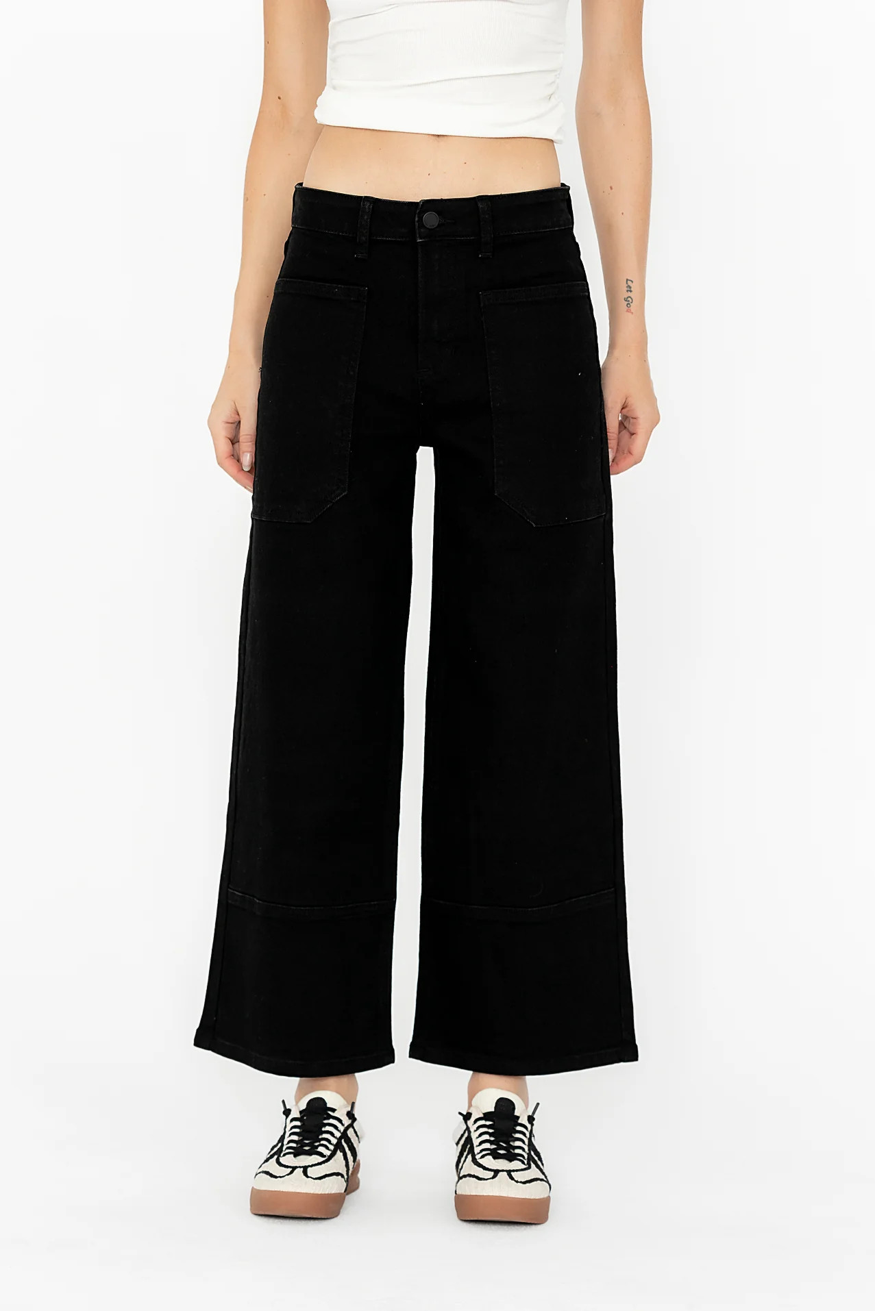 Mylah Wide Leg Jeans in Black | Böhme US