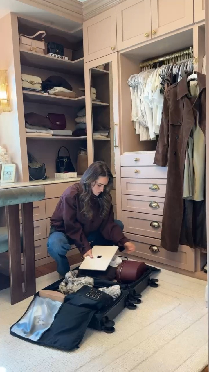 STAYCATION VLOG ✨
code: ALOPROFILE25 for Sculpt Society 
code: LAURENR5 for MWH meditations
code: ALOPROFILE for Tarte & Dibs Beauty


#LTKdayinmylife #LTKvlog #LTKmomlife