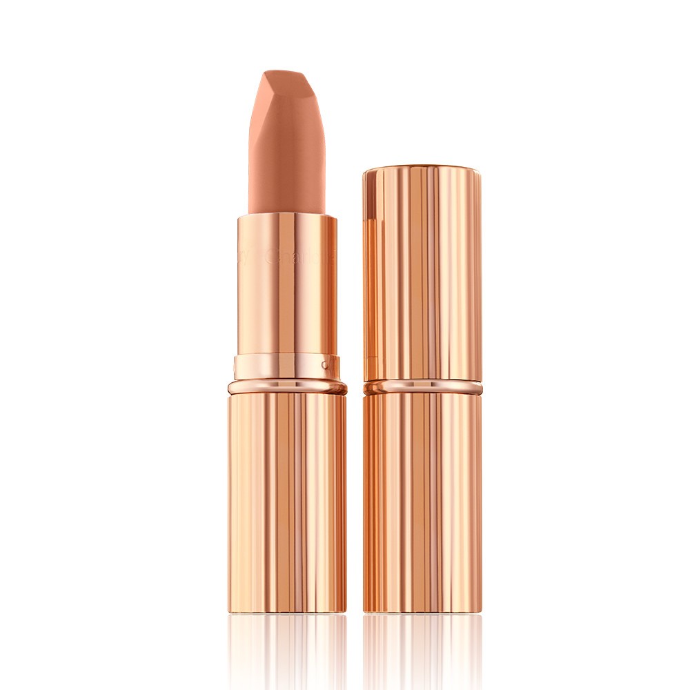 THE SUPER NUDES | Charlotte Tilbury (UK) 