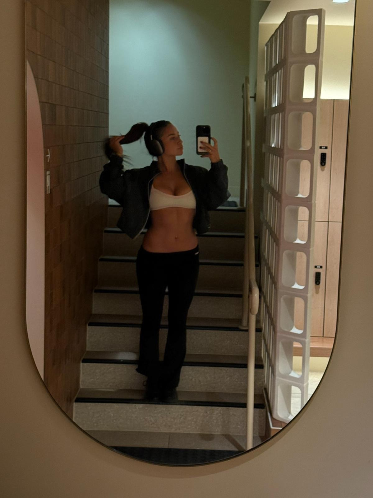 Obsessed with the All For Mimi crop 

#LTKaustralia