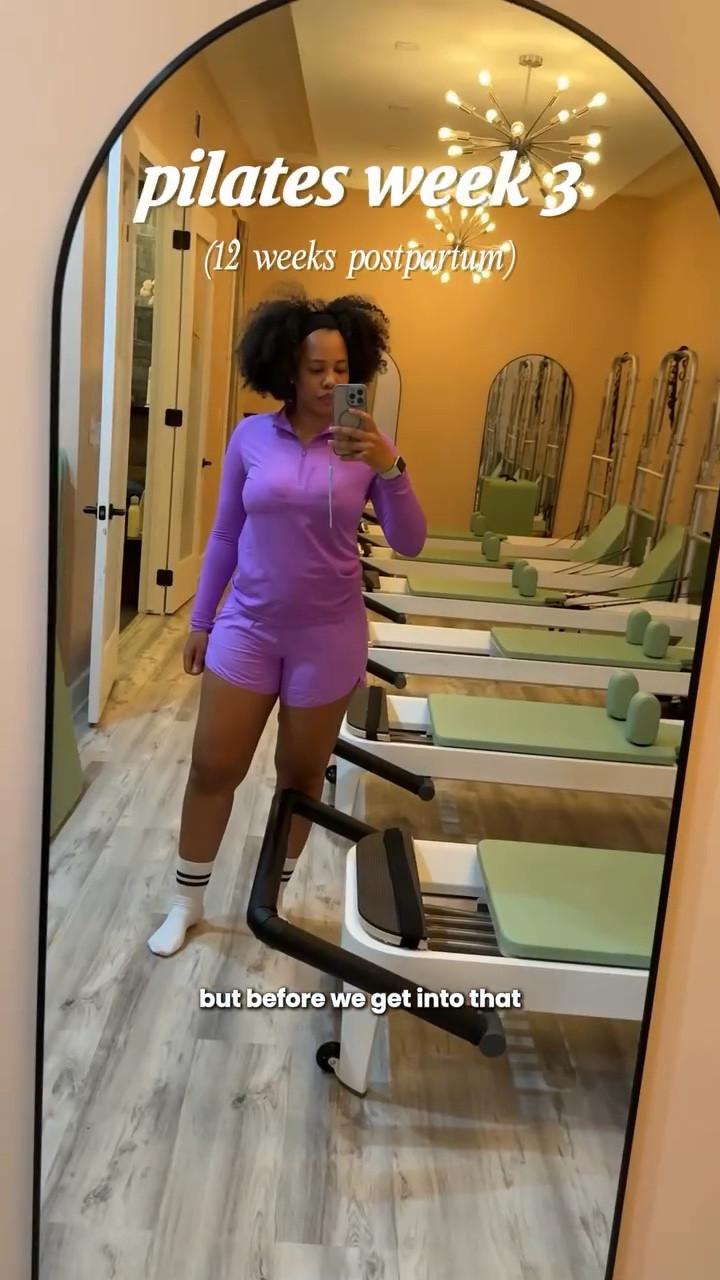 Jumpboard warriors step to the front rn!! 🫡

Outfit deets 💜
@fabletics Feather Tech+ Half-Zip Top & Sun Chaser Shorts 4.5”. Both in color Neon Violet.