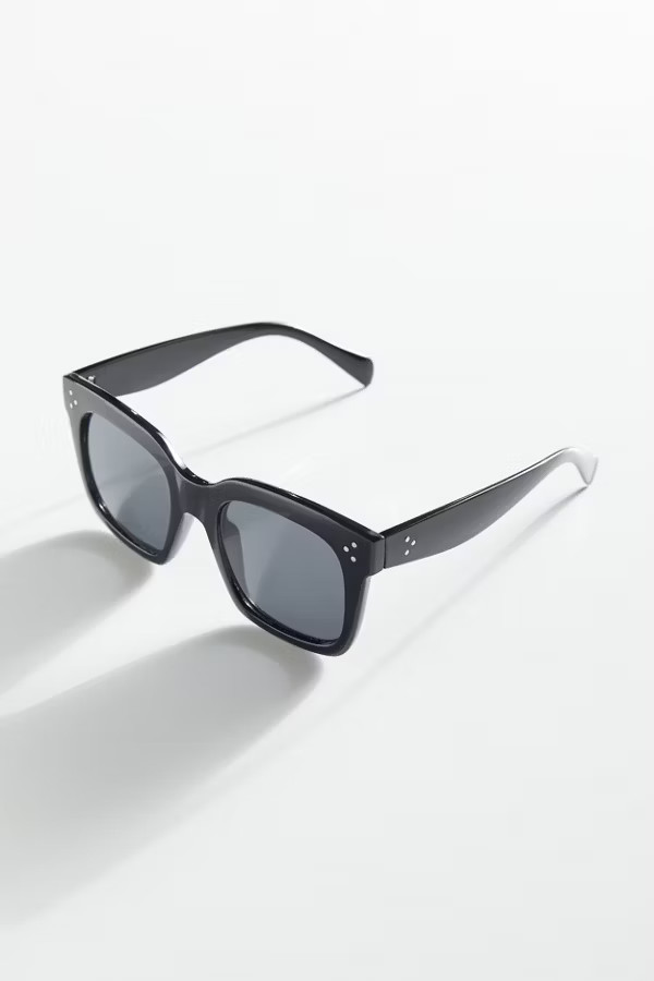 Piper Oversized Square Sunglasses | Urban Outfitters (US and RoW)