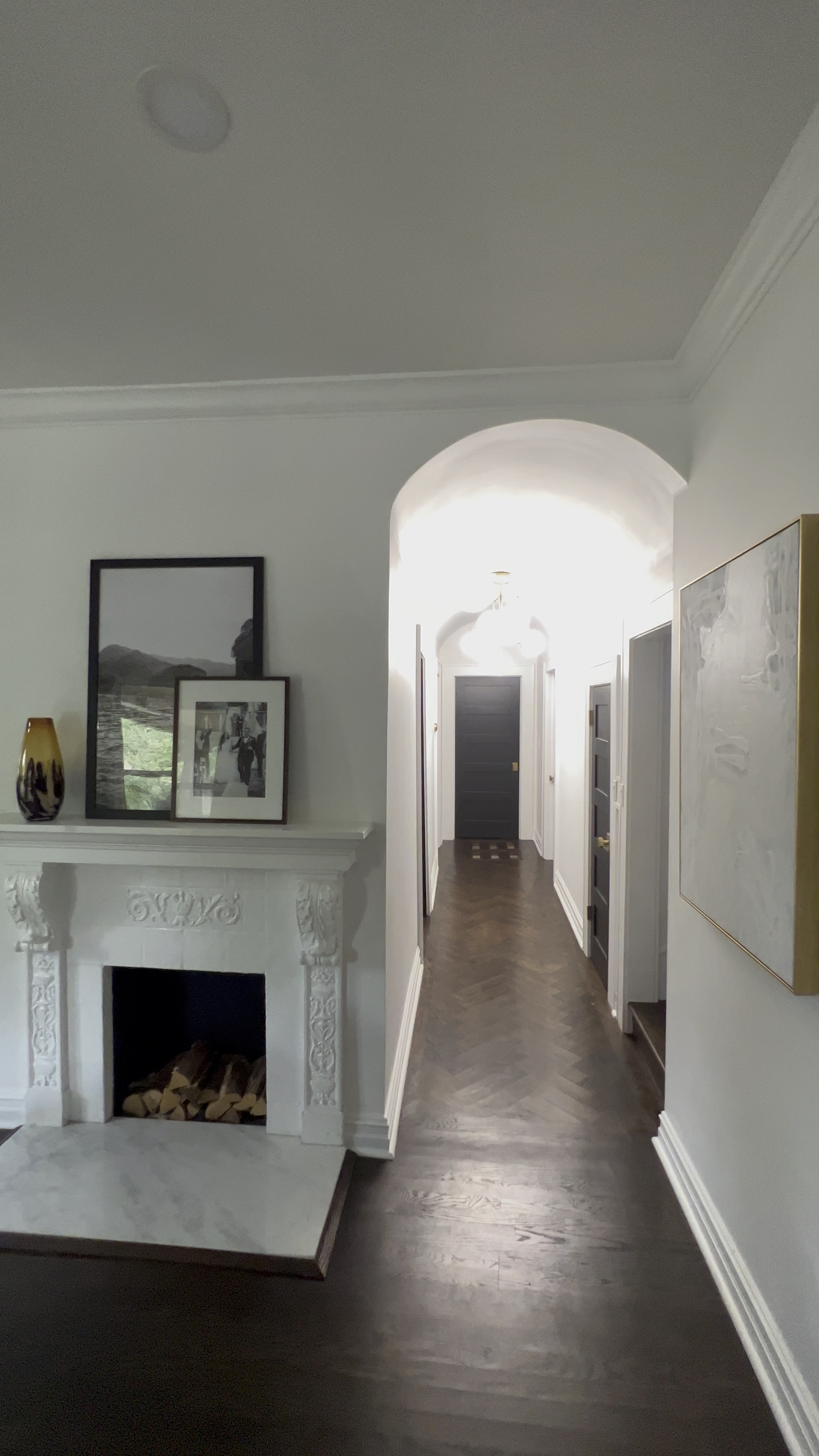 #hallway #lightfixture #globe #chandelier #foyer #wallart #livingroom #neutralmodern #modernorganic #vaultedceiling #groinceiling #trending #ontrend #cb2 #crateandbarrel #restorationhardware

#LTKhome #LTKstyletip #LTKFind