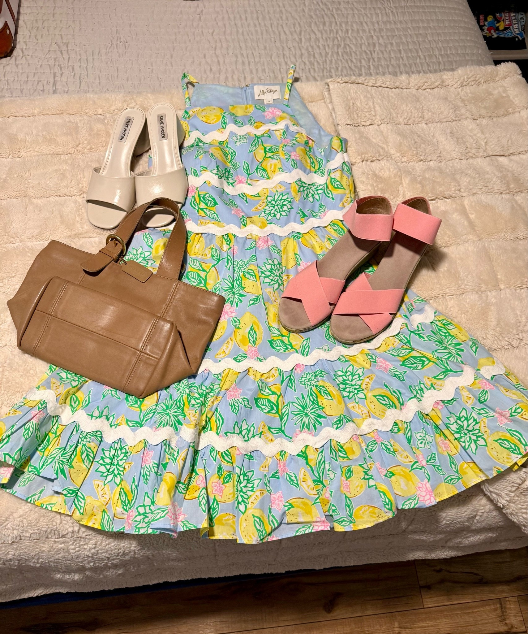 I am loving the lemon prints this year and how they mix and match with other prints and colors so freaking well! If you haven’t bought a lemon print, you got to girl!

#LTKootd #LTKgrwm #LTKdayinmylife