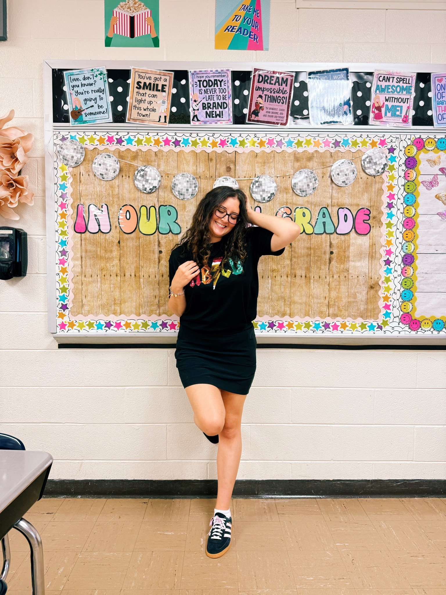 Trying to embrace my curls this summer to help my hair! Linking the products I used to achieve this look 🫶🏼 (and my shoes/skirt) shoes are 8.5! And skirt is a size 8. #LTKSummerEdit

#curlyhair
#oribe
#hairproducts

#LTKBeauty