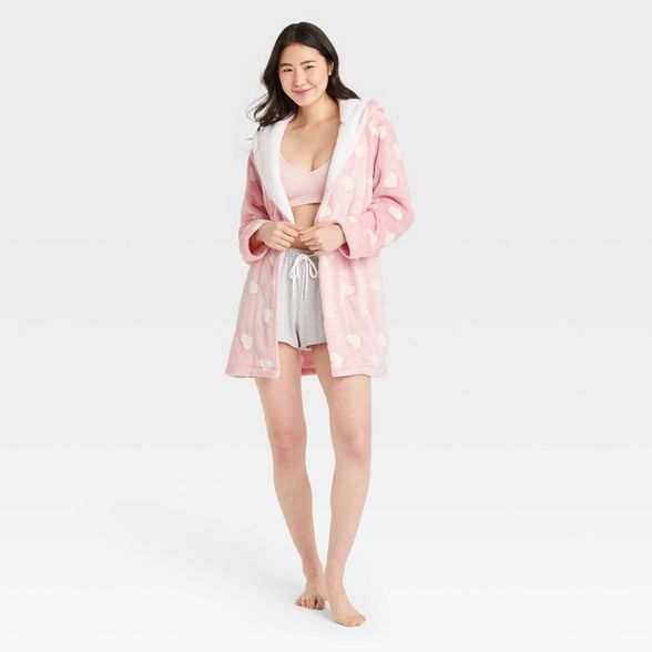 Women's Heart Print Cozy Short Robe - Colsie™ Pink | Target