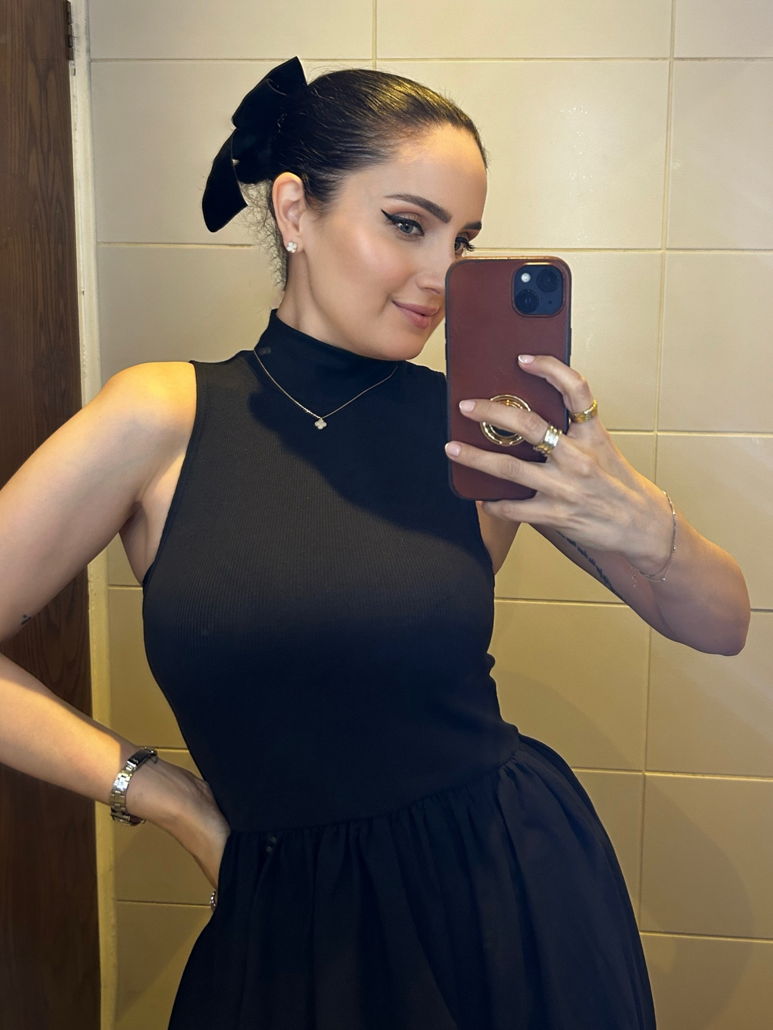 Loving this style 

#LTKbeauty #LTKeurope #LTKSeasonal