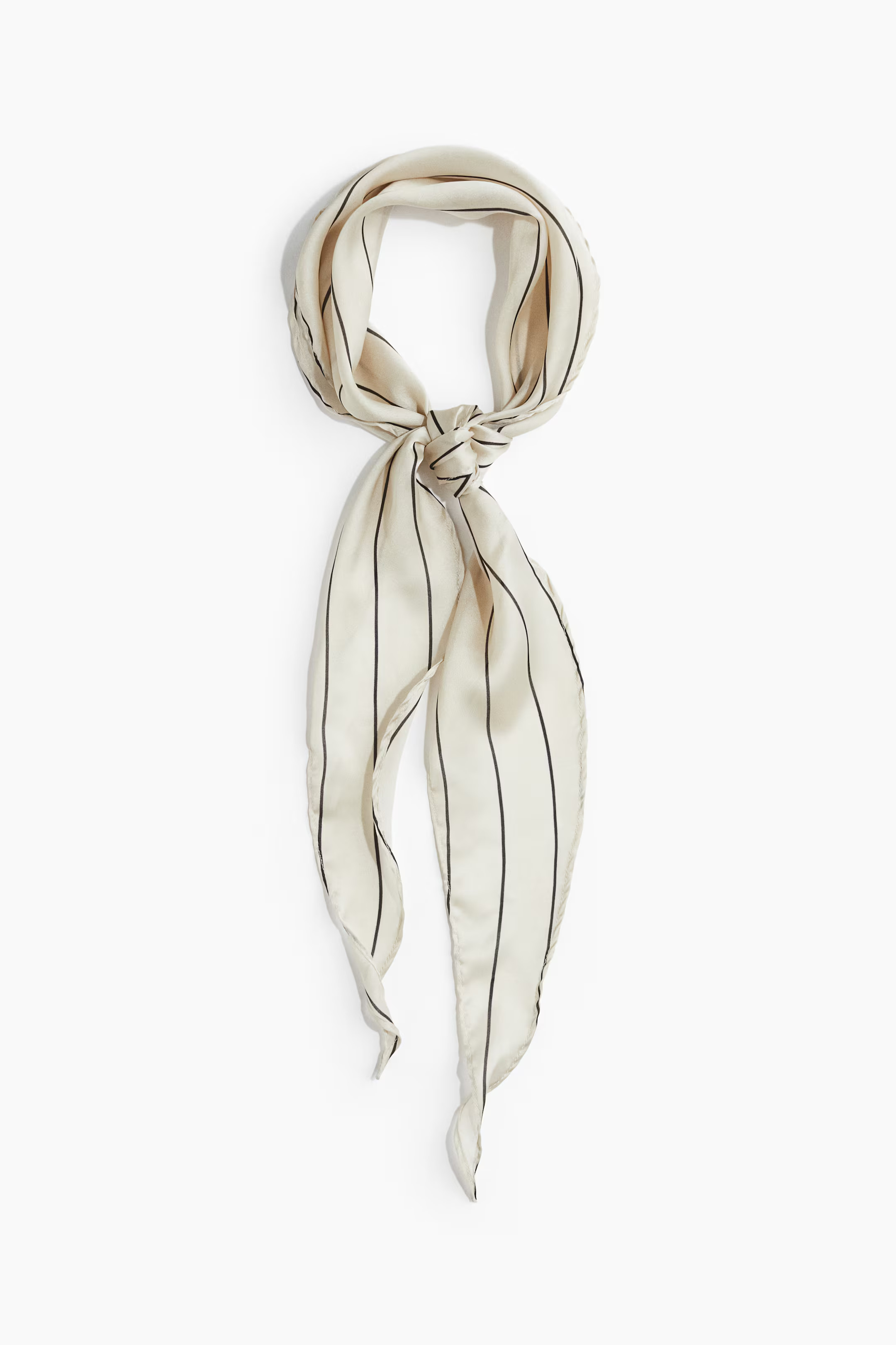 Diamond-shaped scarf | H&M (UK, MY, IN, SG, PH, TW, HK)