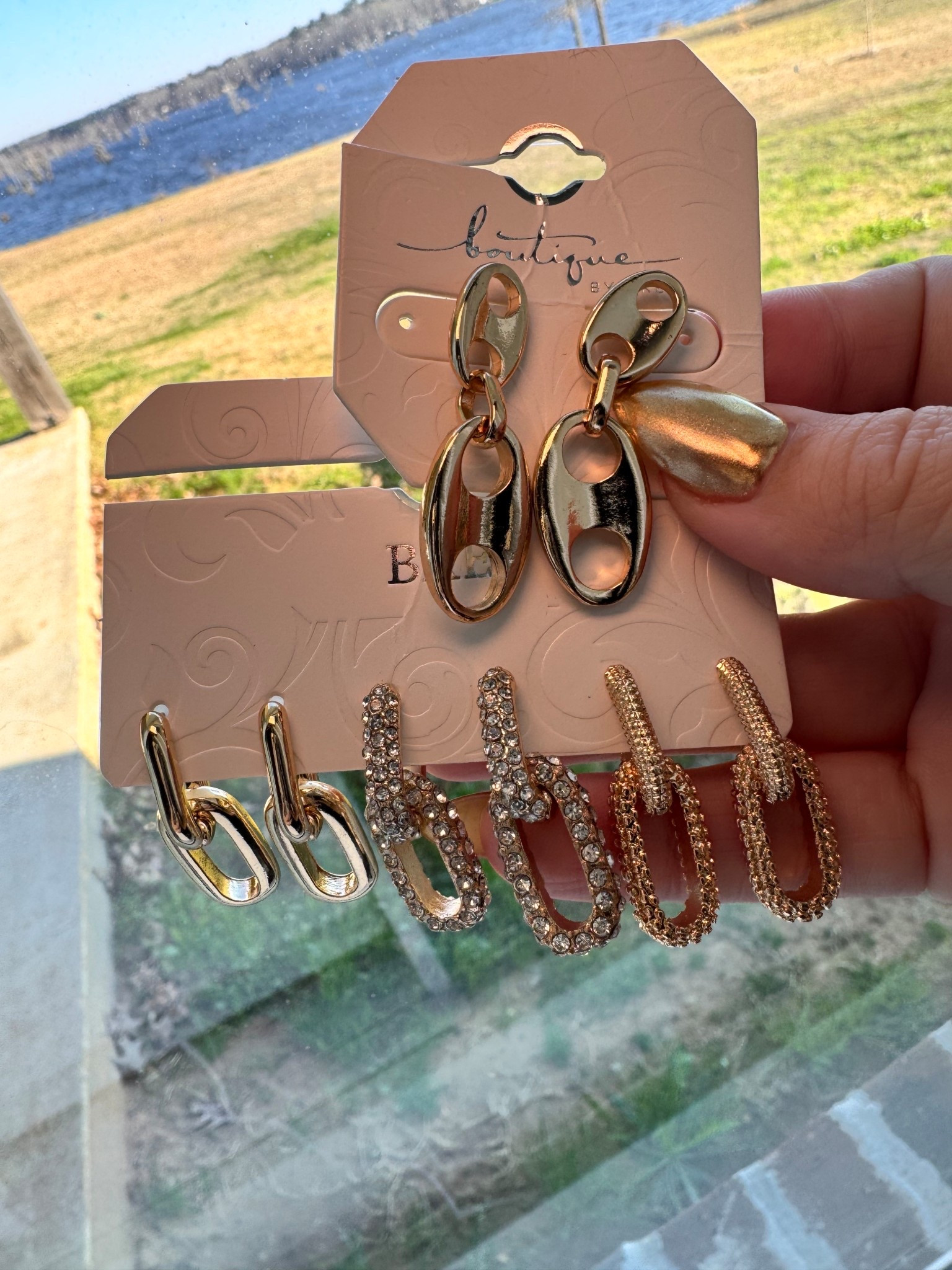 Look how cute!! Love these new earrings from Buckle! They’ll match with everything!! 

#LTKgrwm #LTKdayinmylife #LTKootd