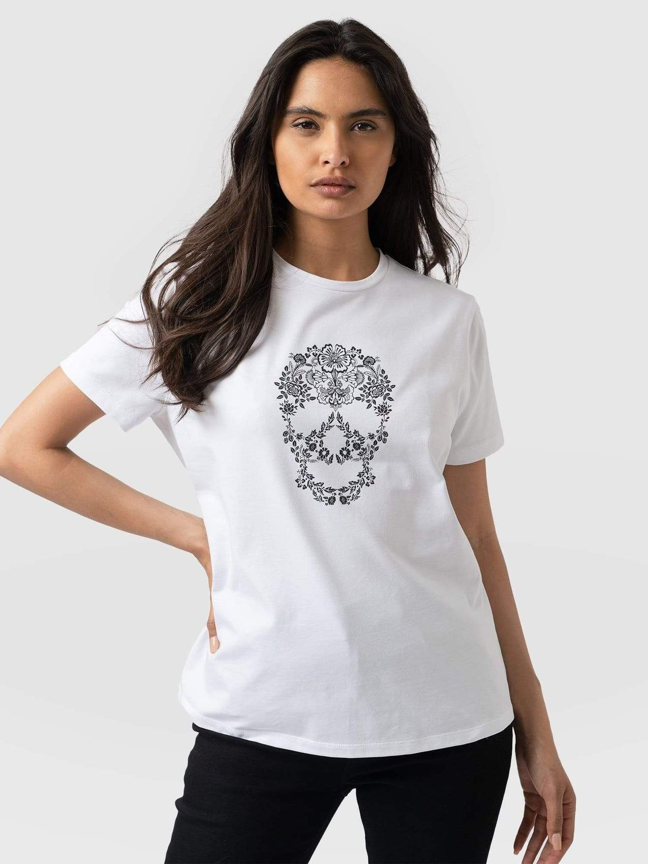 Boyfriend Tee - White Skull | Saint + Sofia (Global)
