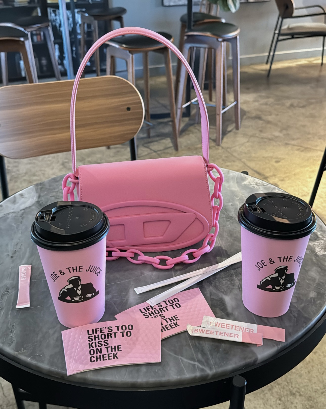 My go to summer bag!! Literally SO cute ☀️🌊🌸