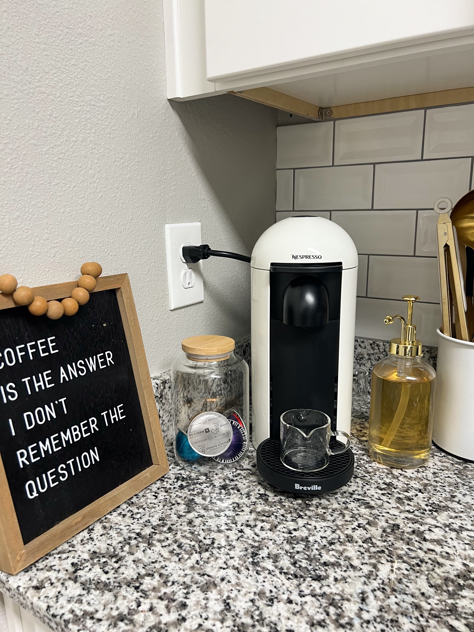 my little coffee corner ☕️🤍 


#LTKhome #LTKfindsunder100 #LTKfindsunder50