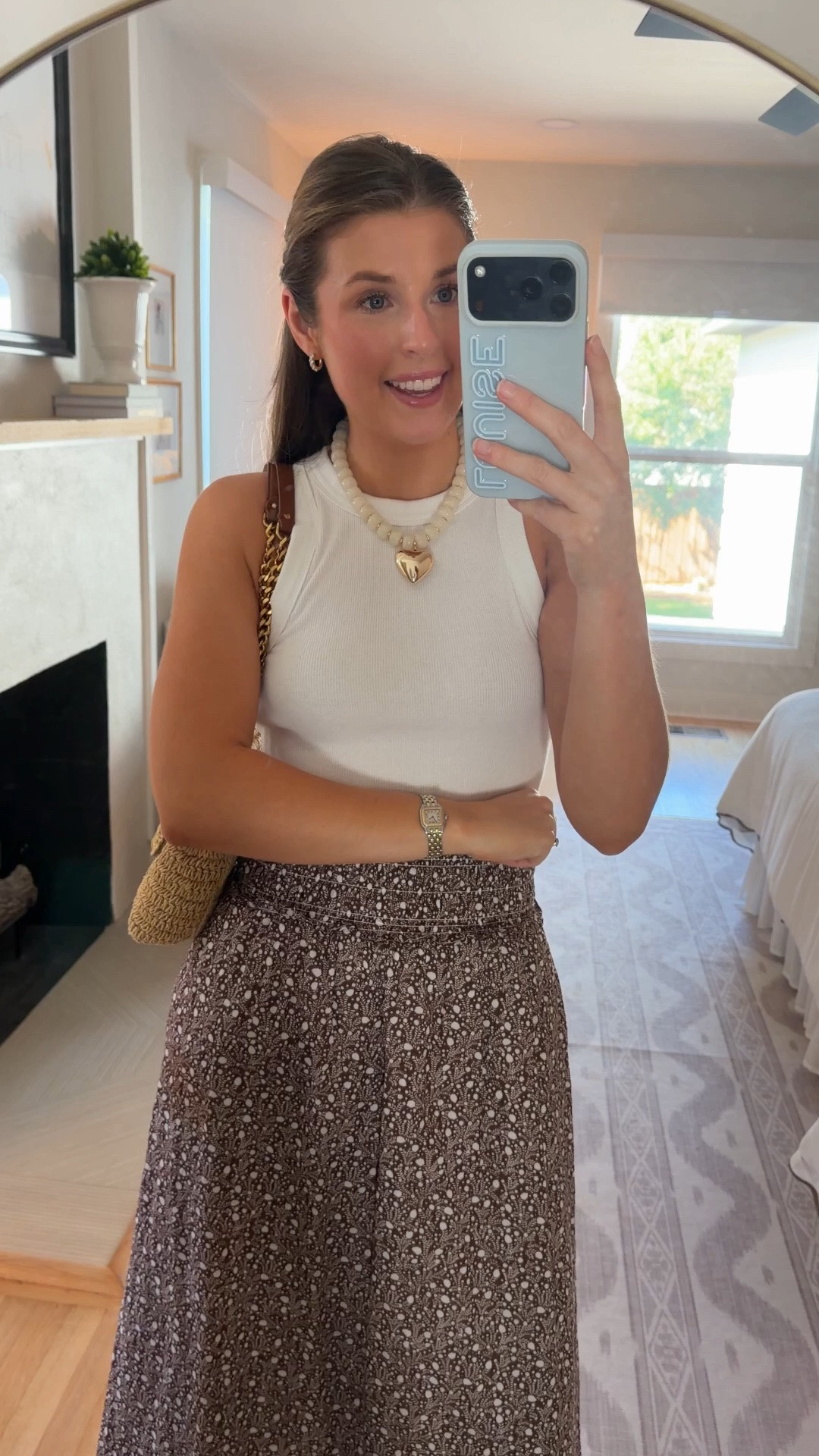 OOTD! Wearing a S in tank and XS in skirt
