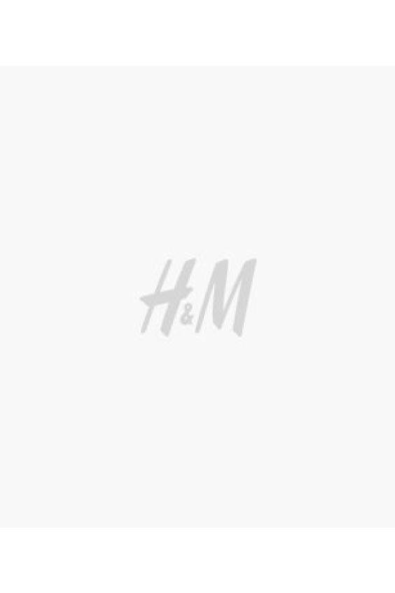 5-pocket, ankle-length jeans in washed, stretch cotton denim with an extra-high waist. Slightly l... | H&M (UK, MY, IN, SG, PH, TW, HK)