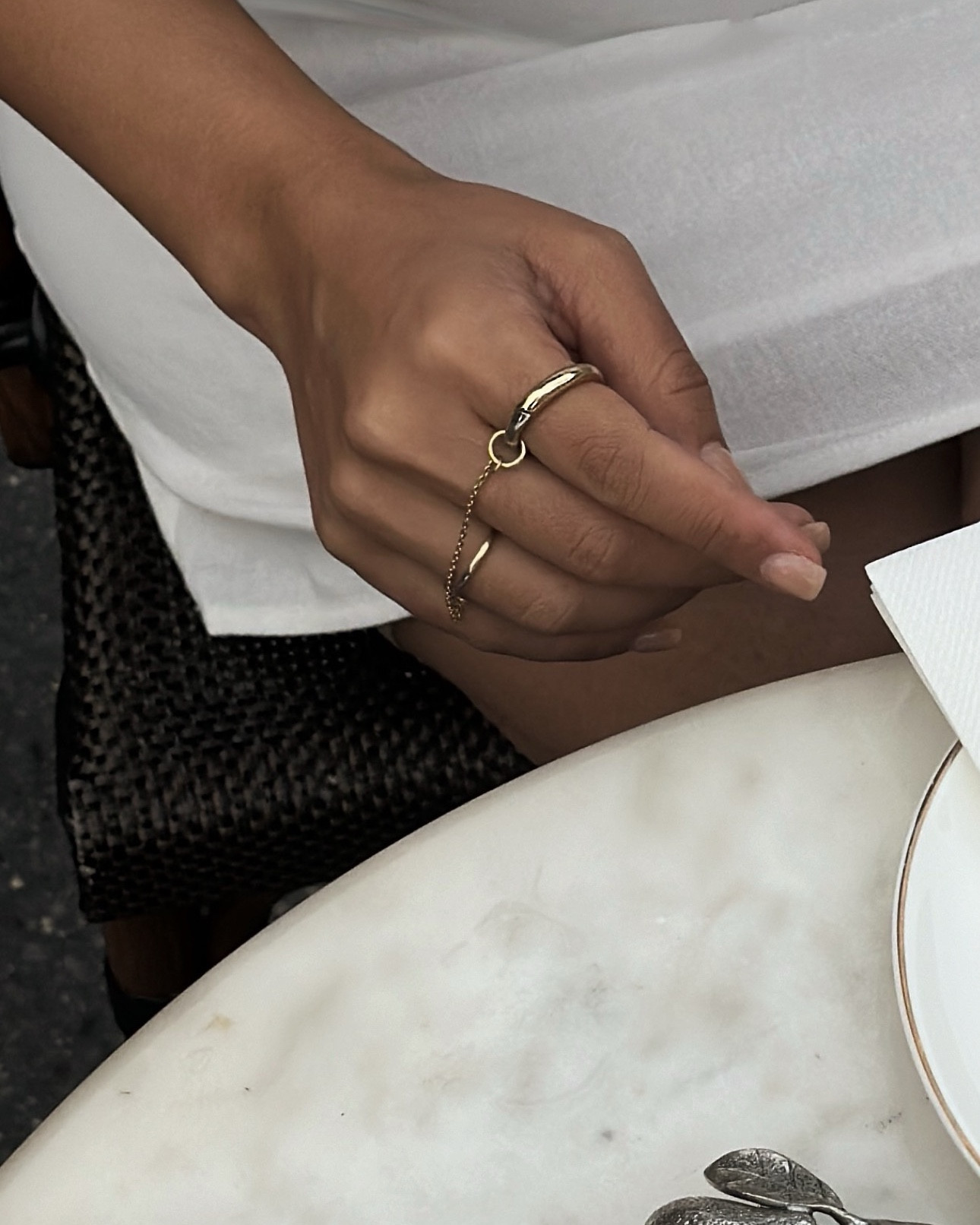 my all-time favorite ring, i wish i could say i don’t pull this out daily, but then i’d be lying to you. 

#jewelry #chainring #ringstack 

#LTKStyleTip #LTKParties #LTKSeasonal