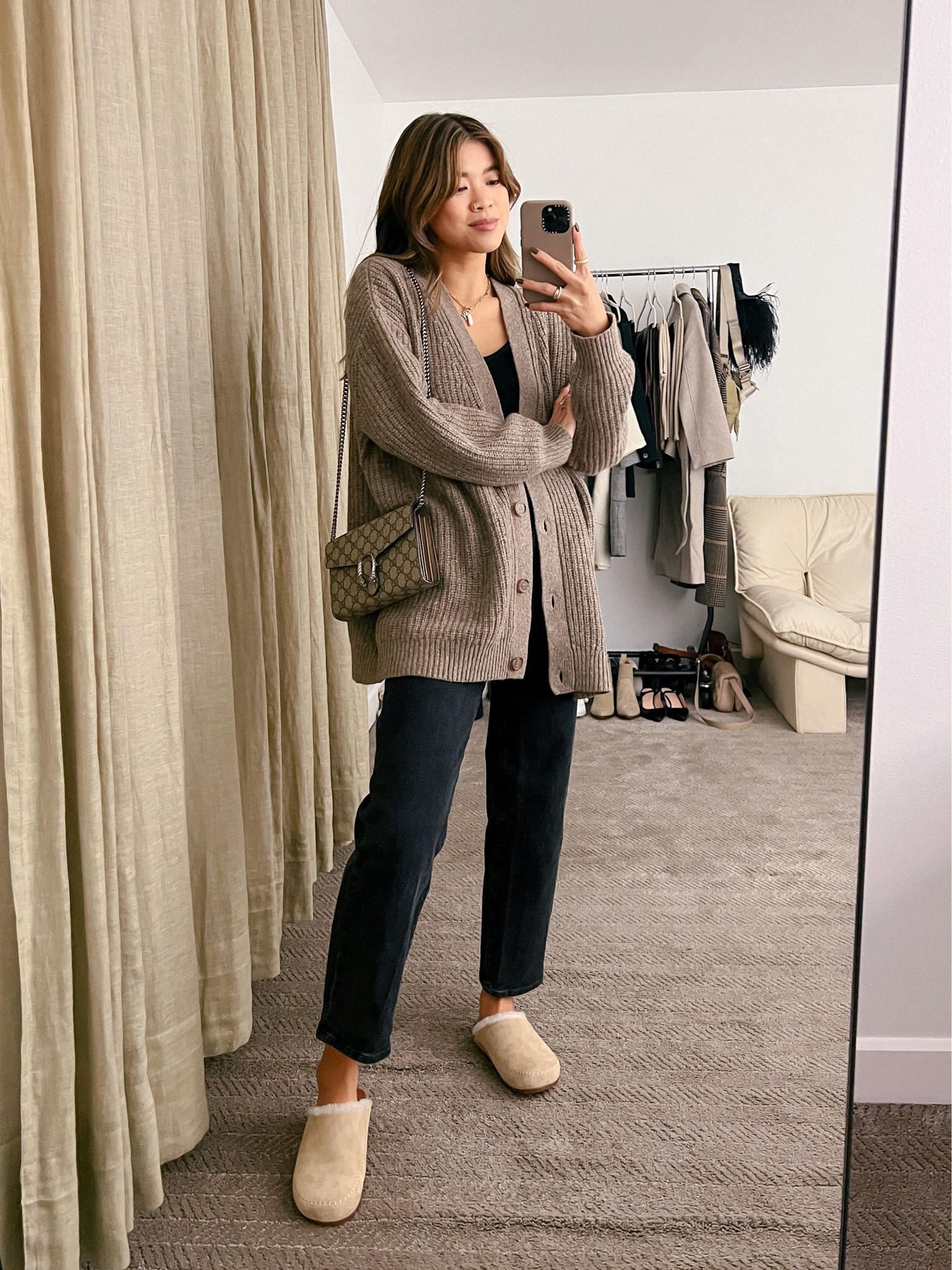 Cozy Jenni Kayne Brown Cardigan Sweater with Madewell Black Denim Jeans!

Top: XXS/XS
Bottoms: 00/0
Shoes: 6

#fall
#fallfashion
#falloutfits
#fallstyle
#winter
#winterfashion
#winteroutfits
#winterstyle
#thanksgivingoutfit
#holidayoutfit
#jennikayne
#madewell

#LTKSeasonal #LTKstyletip #LTKHoliday
