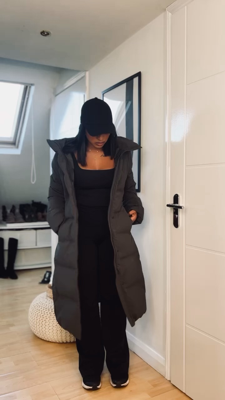 The best coat for the cold weather 🤍