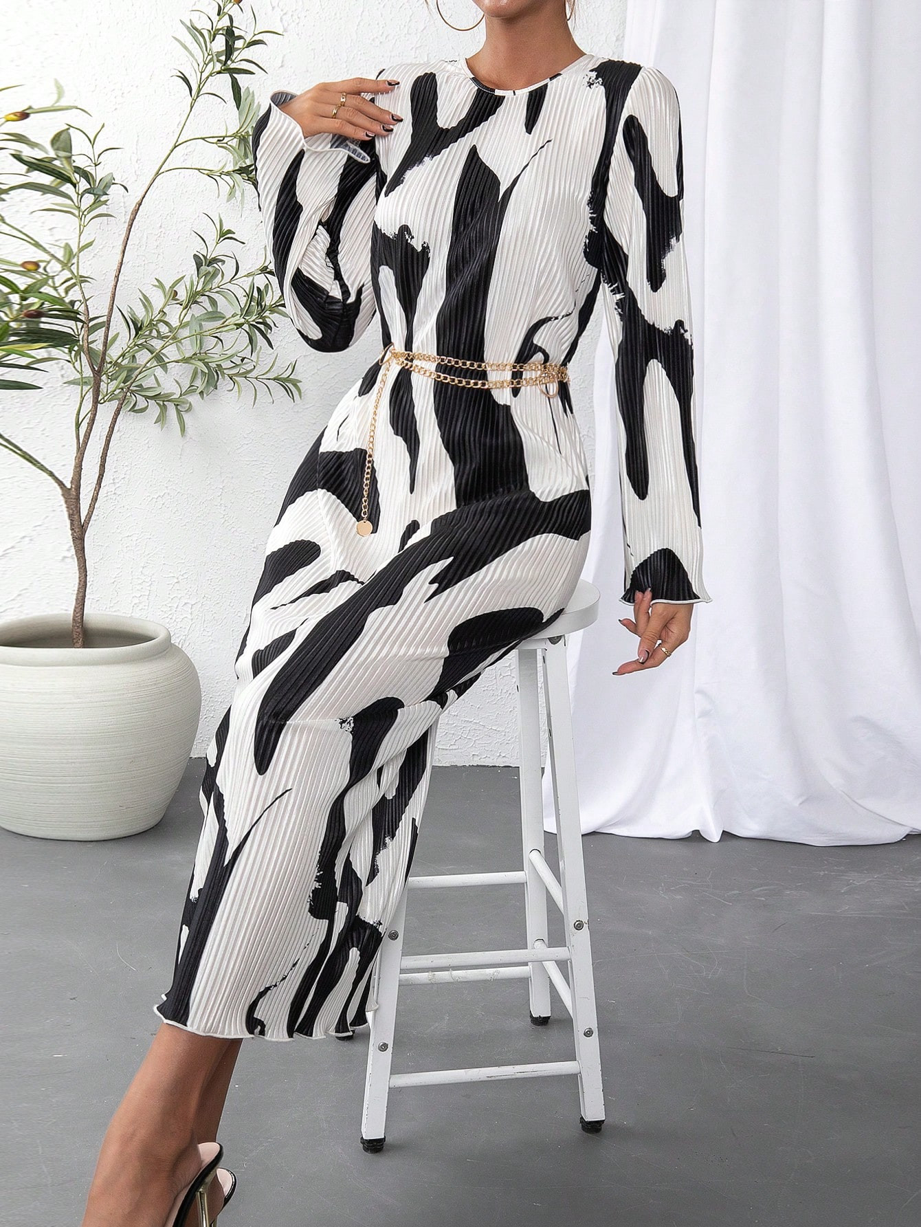 SHEIN Privé Allover Print Dress With Belt | SHEIN