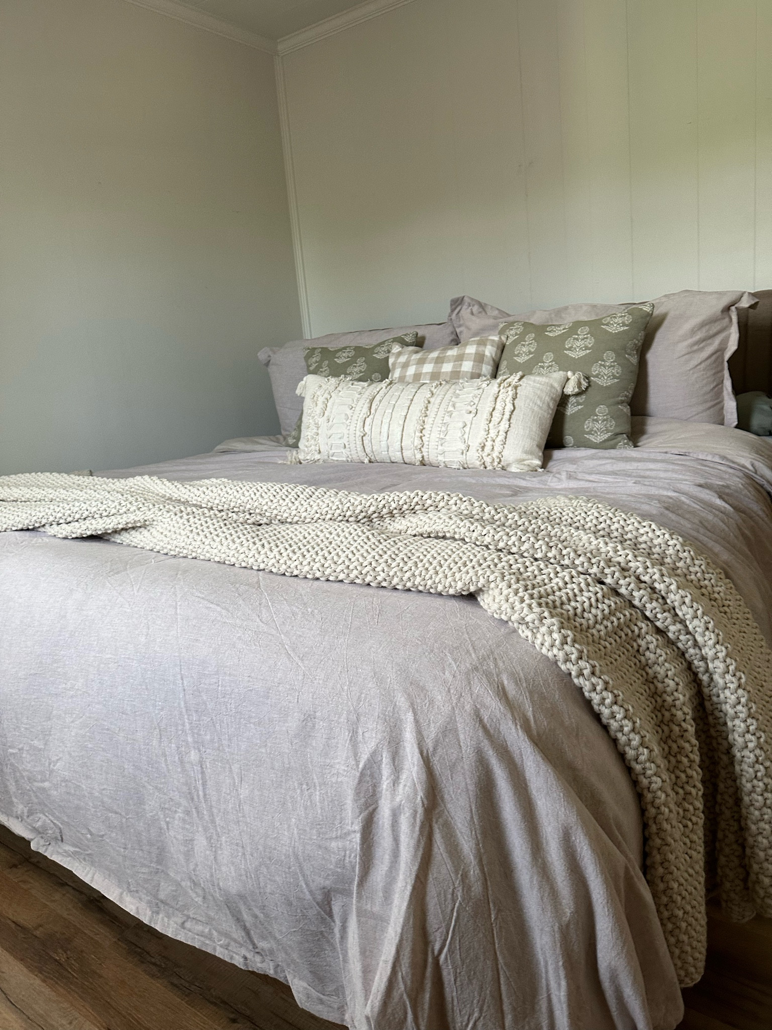 Bedding refresh 🤍

#LTKSeasonal #LTKFamily #LTKHome