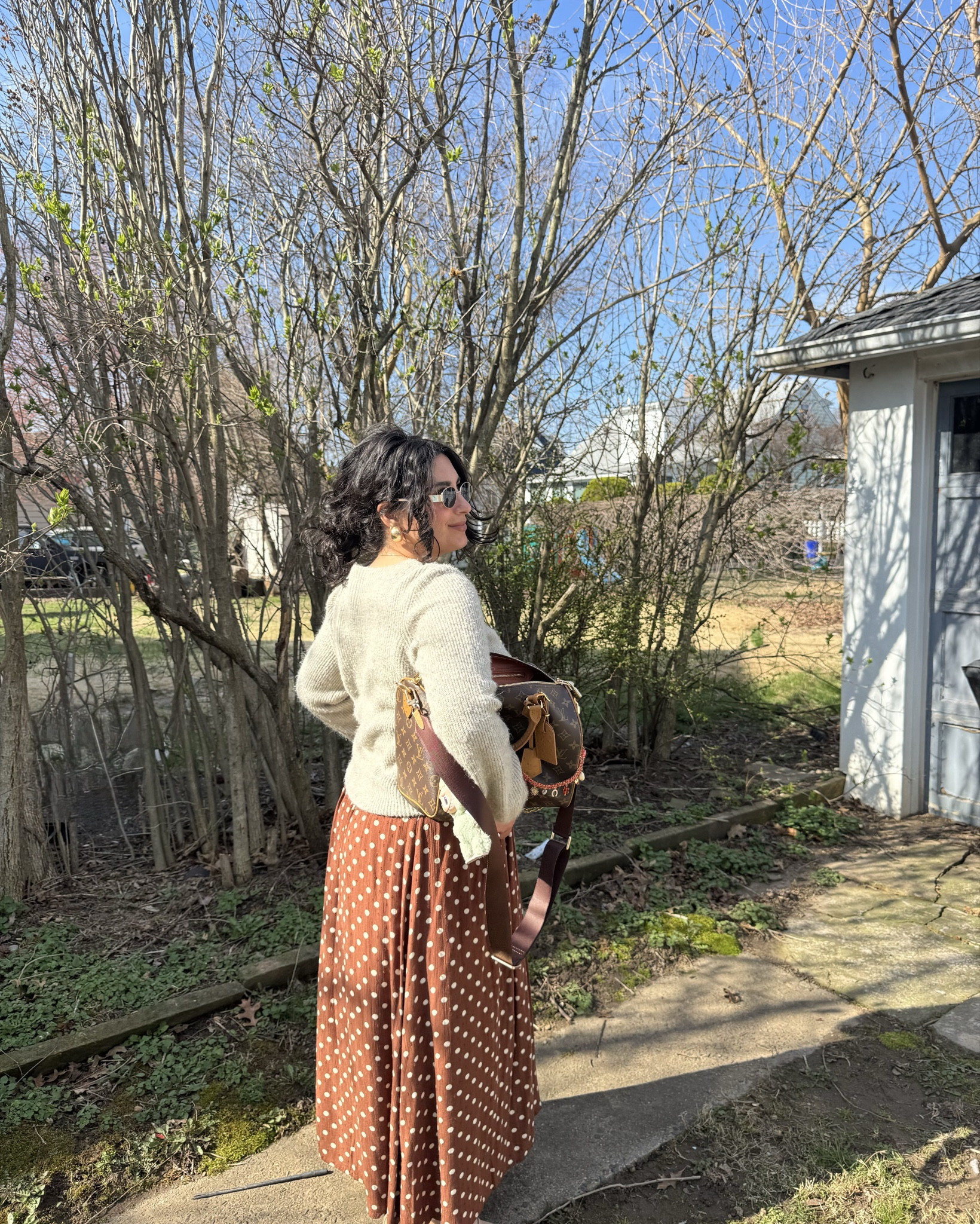 Sweater- flag & anthem 
Skirt (actually a dress)- Marshalls
Shoes- Target
Sunglasses- Primark
Jewelry- Tjmaxx & marshalls 

#LTKgrwm #LTKSeasonal
