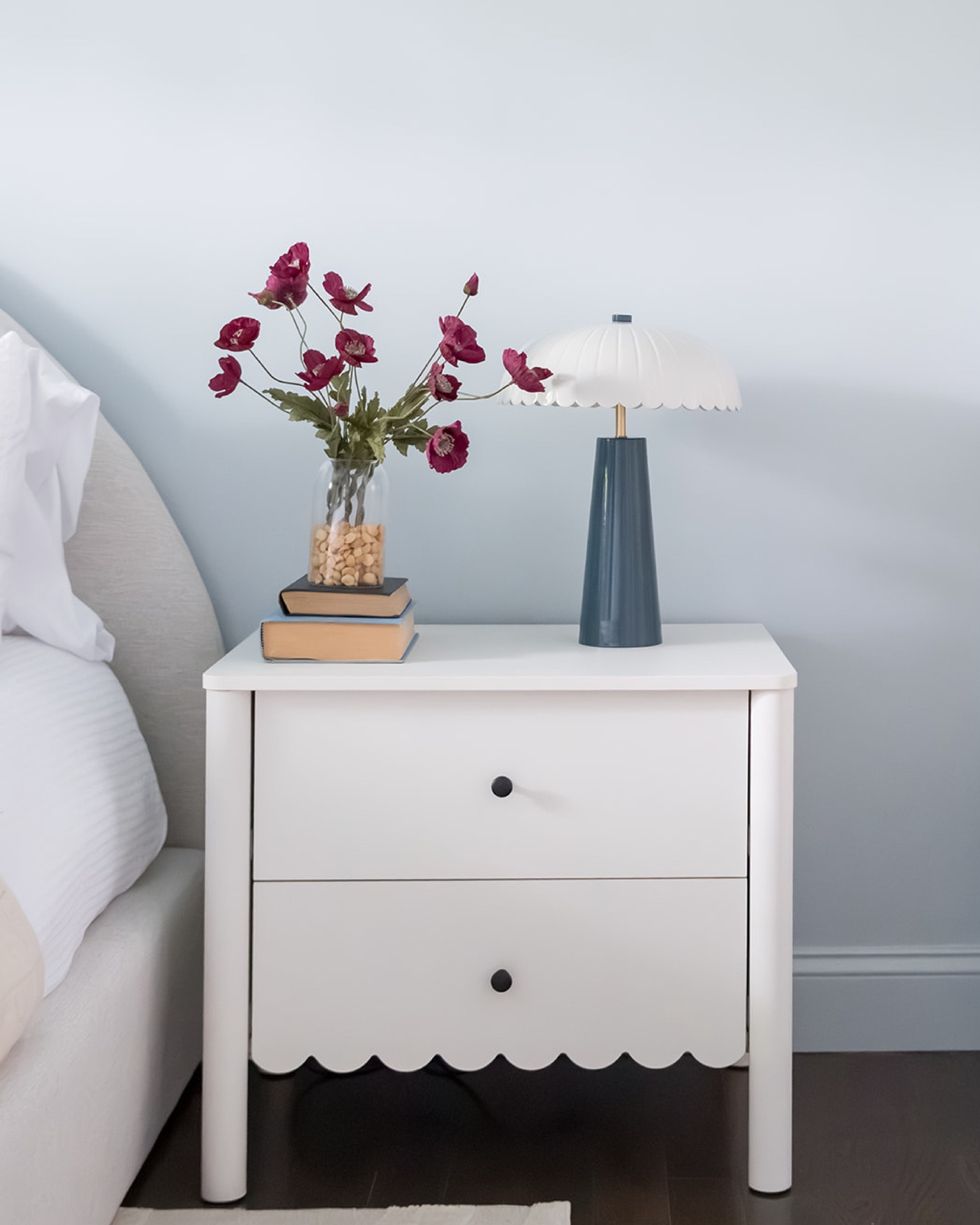 we're loving all the pretty details in the bedroom at this #dwelloctoberstudioproject! from the scalloped nightstands to the fun artwork, these special touches make the room feel chic and cozy at the same time. #dwelloctober

#LTKHome