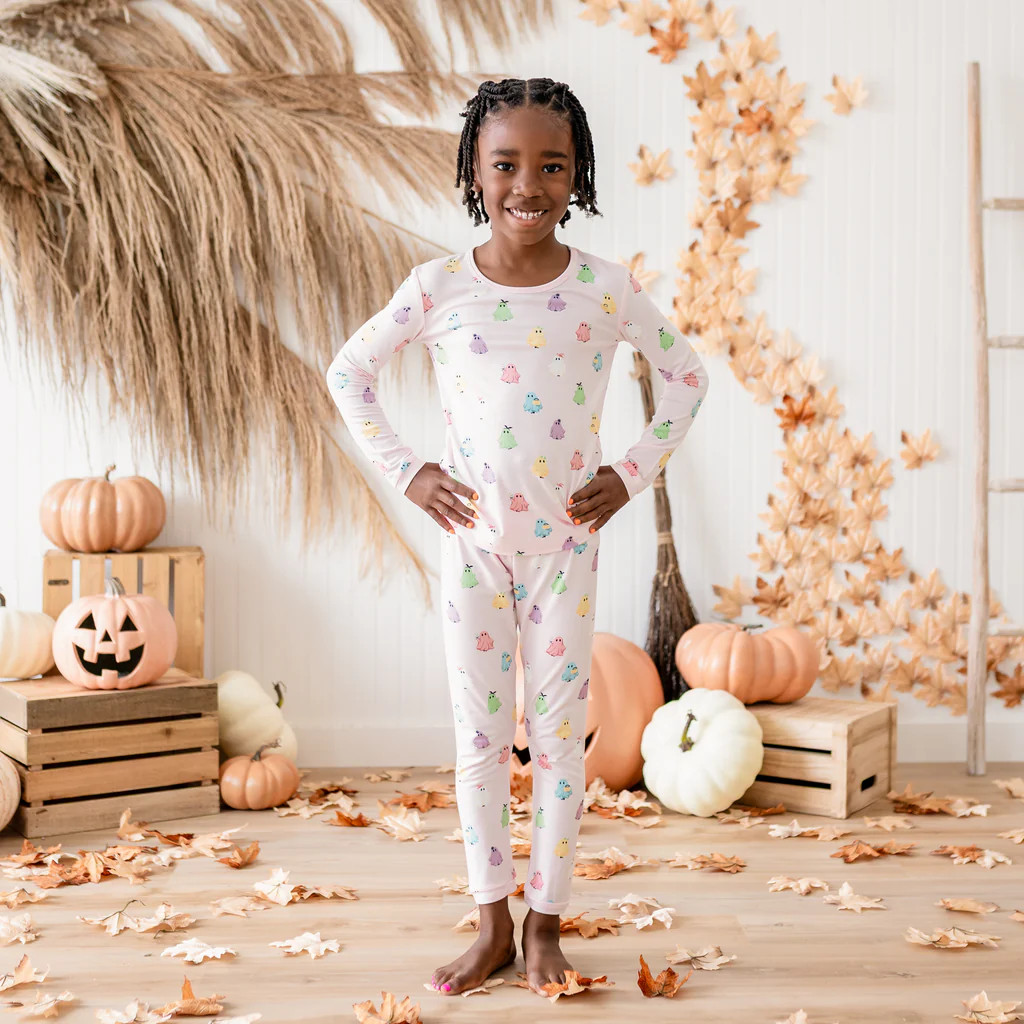 Long Sleeve Pajamas in Pastel Ghost | Kyte Baby
