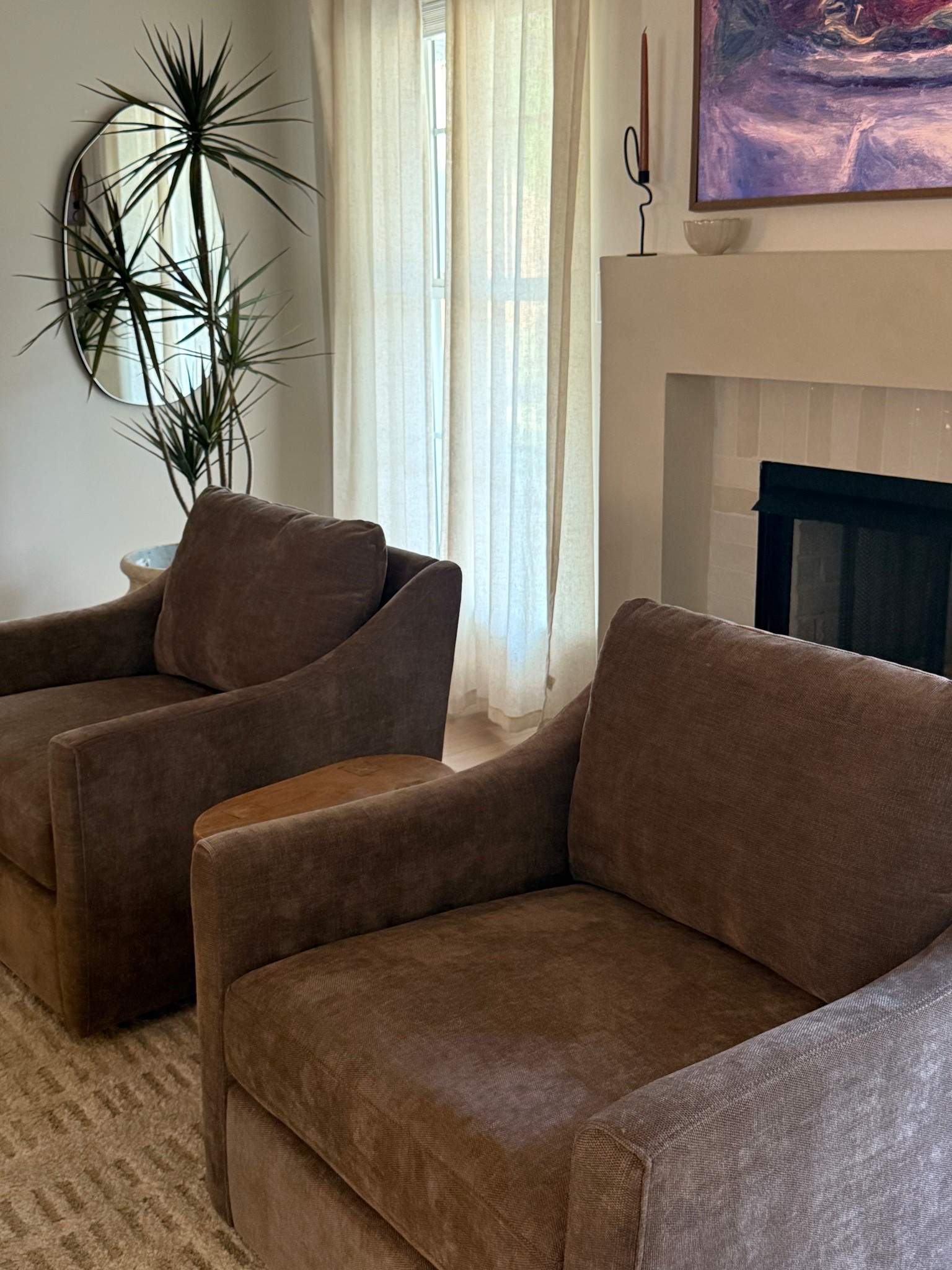 The cutest accent chairs from Walmart!!! Swivel chairs!!

Walmart accent chairs brown chairs fall home decor #walmarthome #accentchaird 

#LTKFallSale #LTKHome #LTKSeasonal