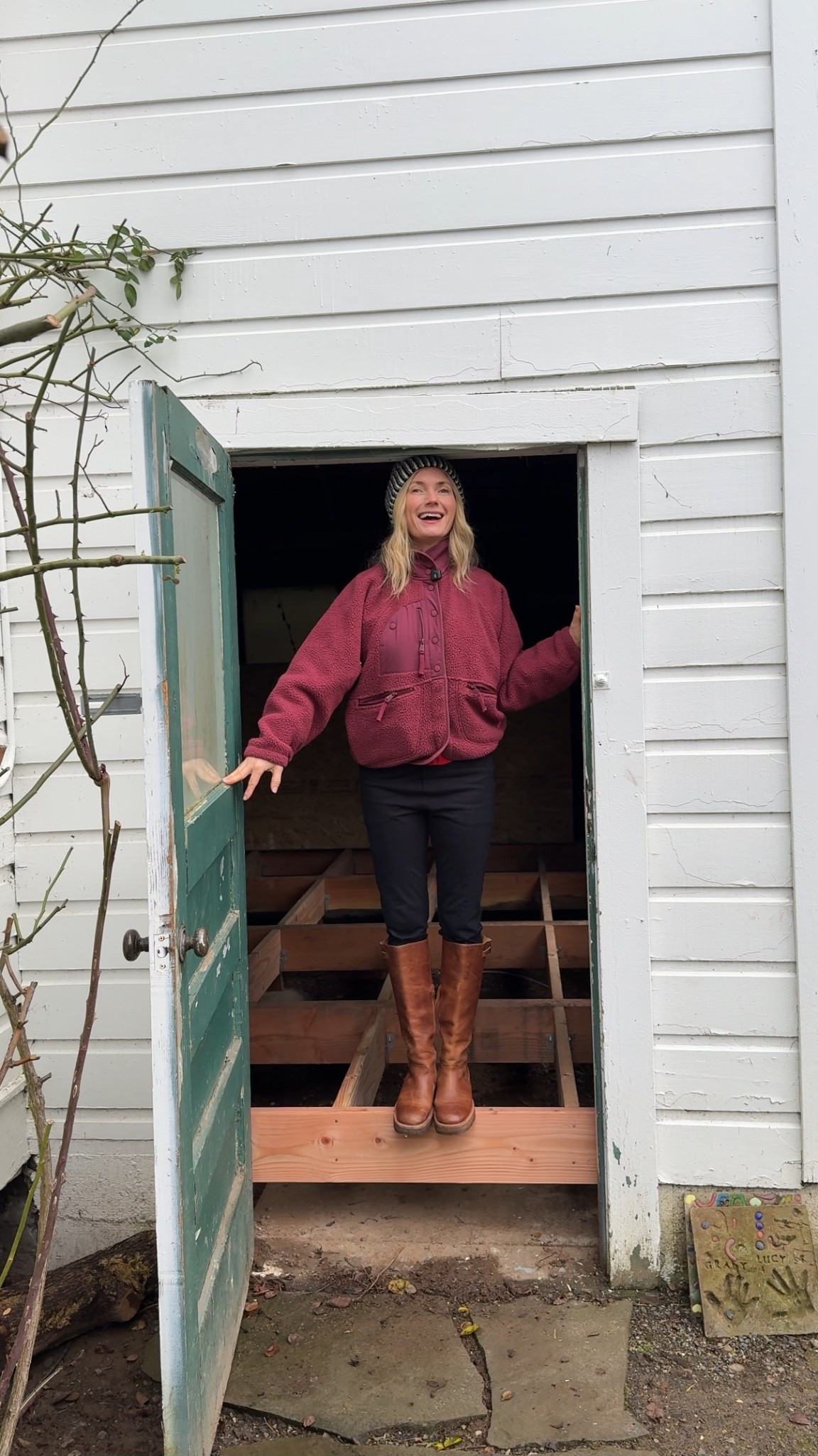 Movin and groovin on the guest cottage… 

#LTKdayinmylife