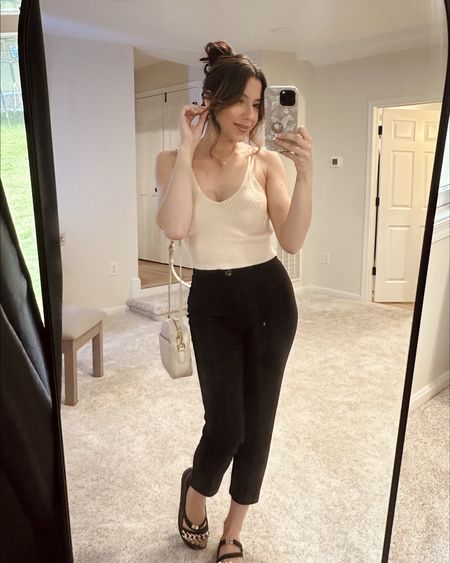 Obsessed with these black summer pants! They go so well with a cute top and sandals for the warmer days 👡 

Size xs for reference! 


#LTKGiftGuide #LTKBeauty #LTKStyleTip