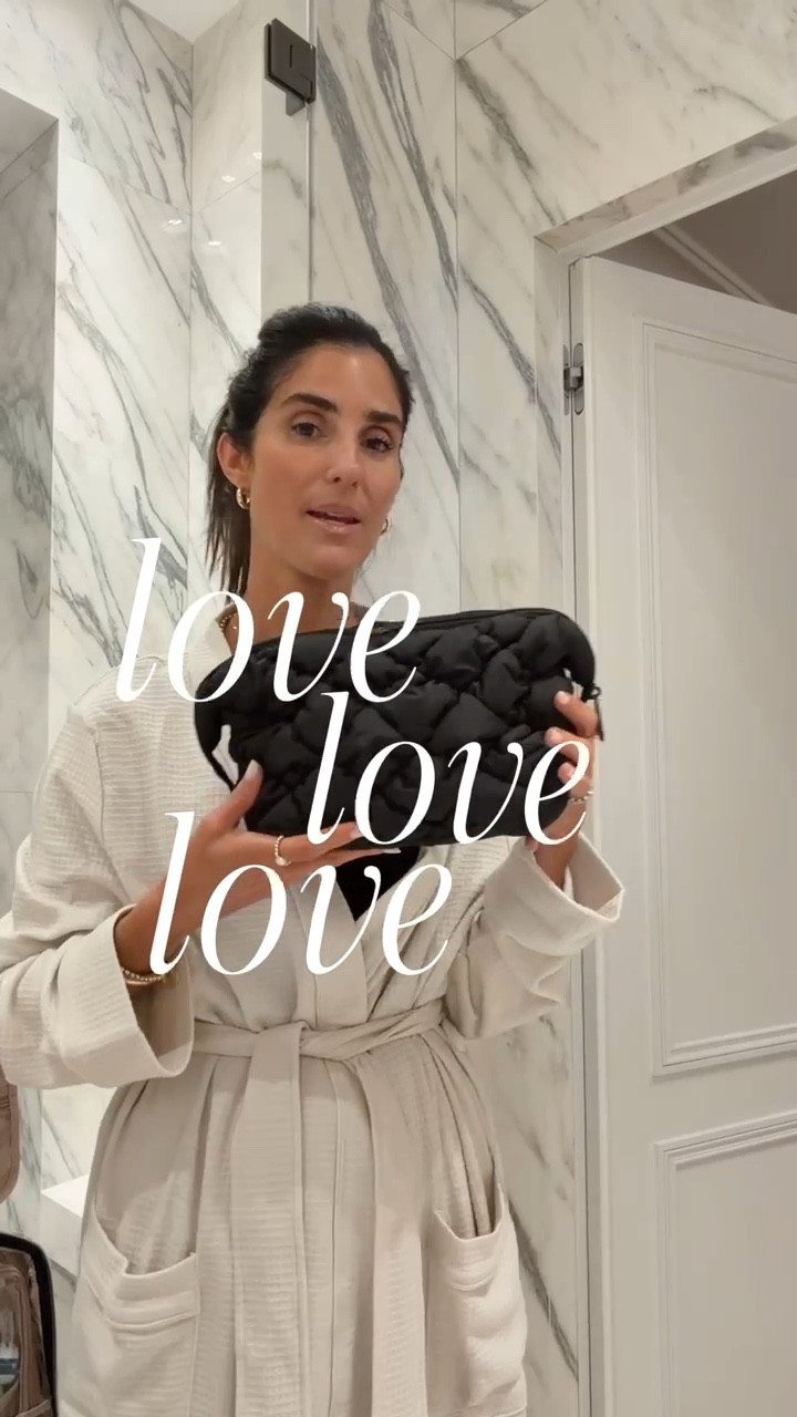Love love love this cosmetic bag! Also sharing my new robe that I’m loving so soft snd perfect for travel ✈️
StylinByAylin, Aylin 

#LTKStyleTip #LTKSeasonal #LTKBeauty