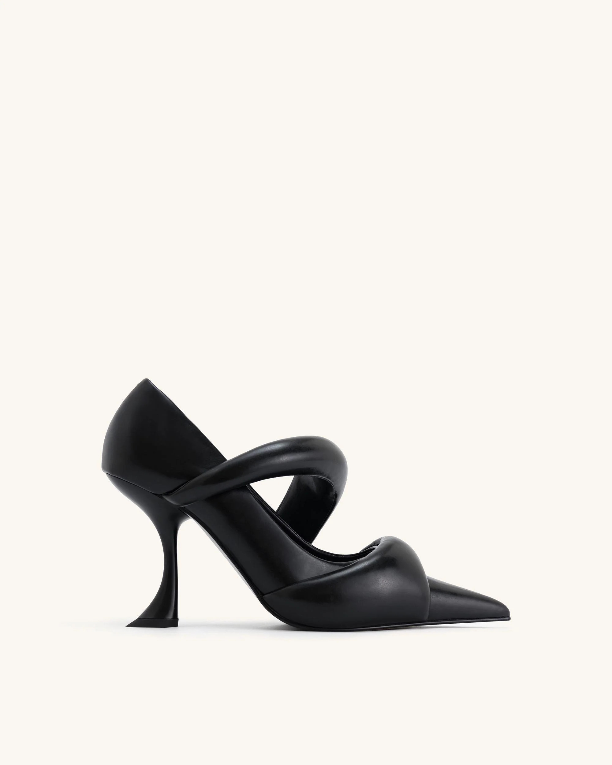 Sara Pumps - Black | JW PEI US