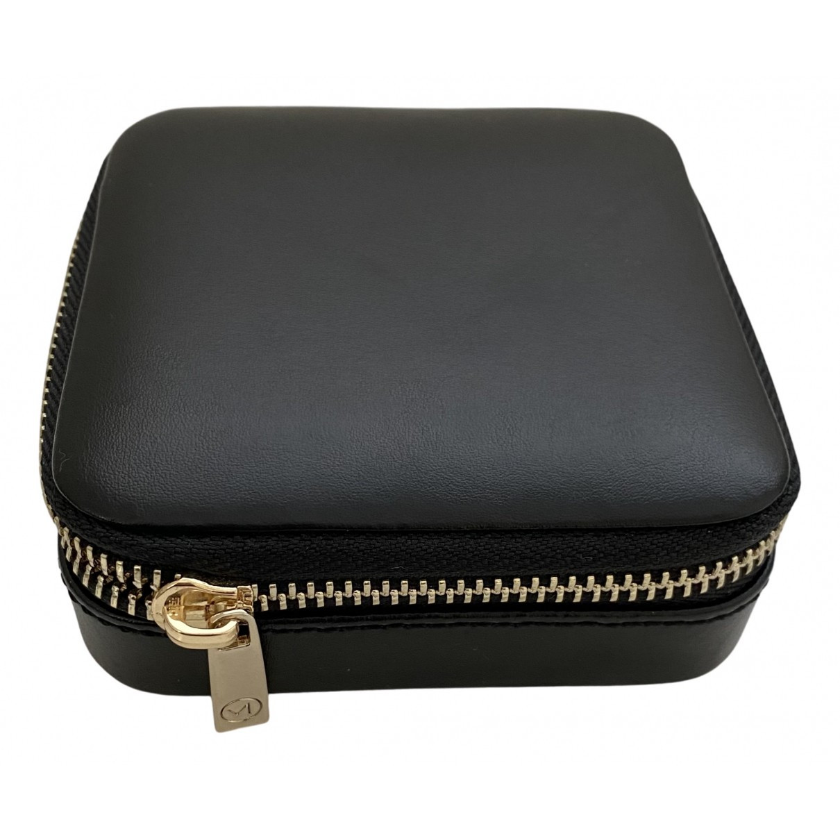 Mejuri Black Travel for Life & Living | Vestiaire Collective (Global)