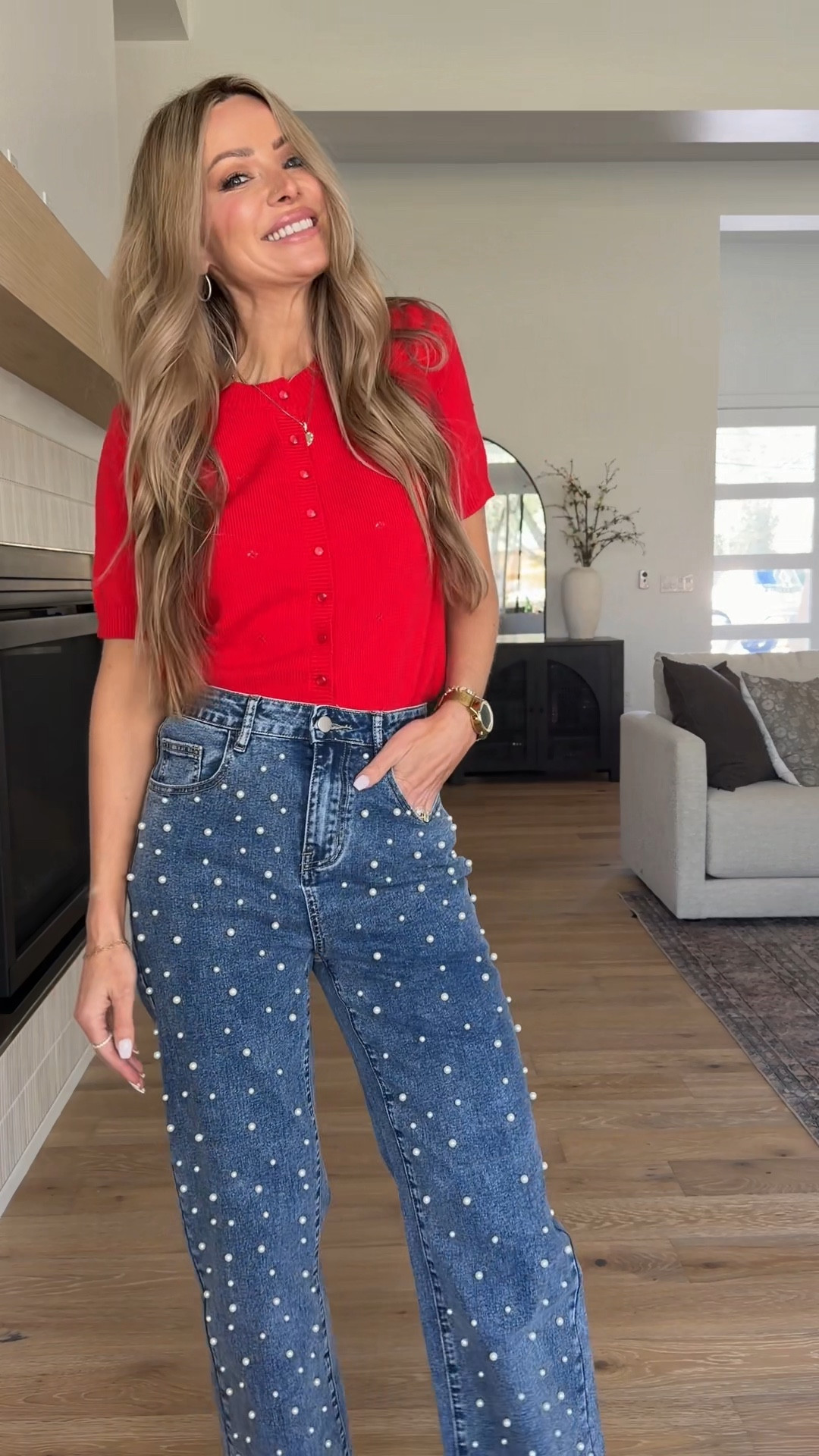 3 Amazon tops I’m loving for Valentine’s Day and spring! Comment LOVE and I’ll send you all the outfit details. 

the cutest Amazon Valentine’s outfits for women — cozy heart sweaters, pink layers, and affordable everyday looks perfect for mom style + casual Valentine’s plans ✨

#AmazonValentines #ValentinesOutfits #AmazonFinds #MomStyle #AffordableFashion


#LTKValentine