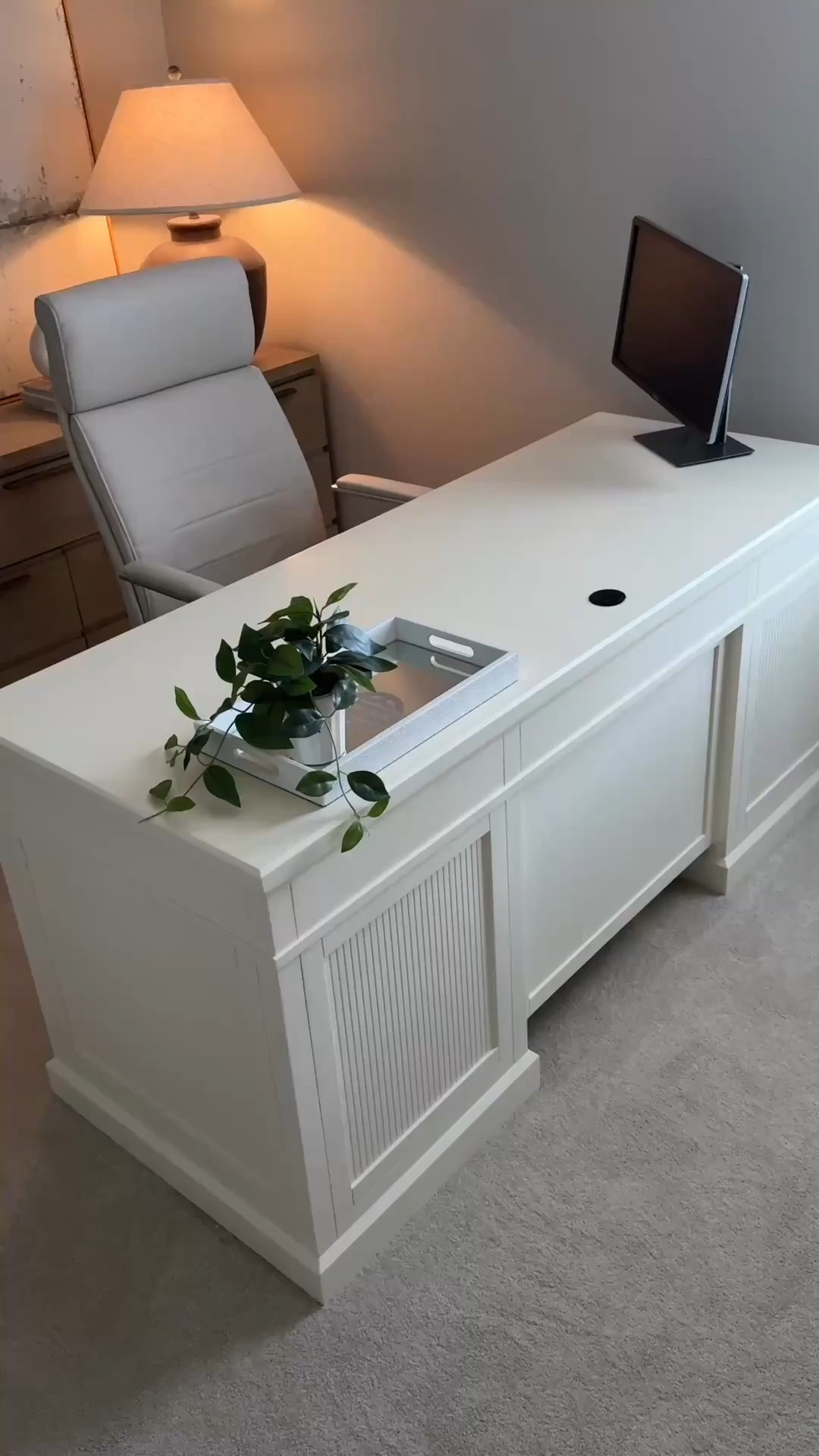 Home office furniture + decor ✨

#LTKHome