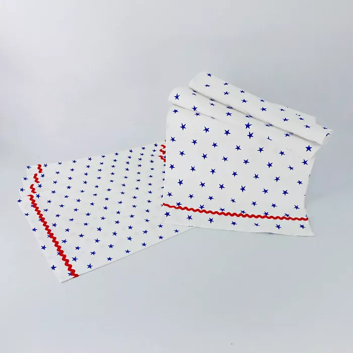 Table Runner with 4ct Placemats - Bullseye's Playground™ | Target