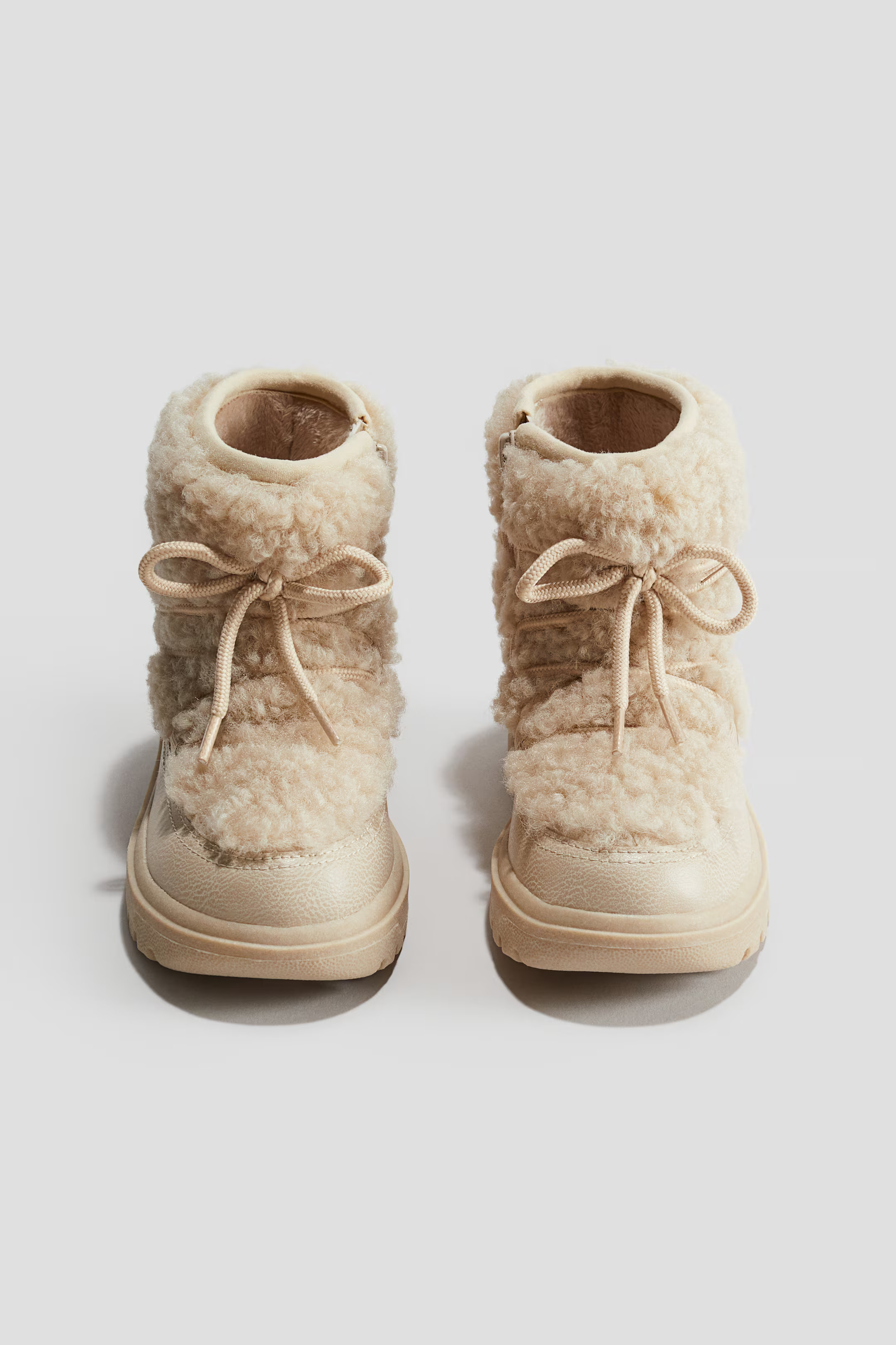 Warm-lined snow boots | H&M (UK, MY, IN, SG, PH, TW, HK)