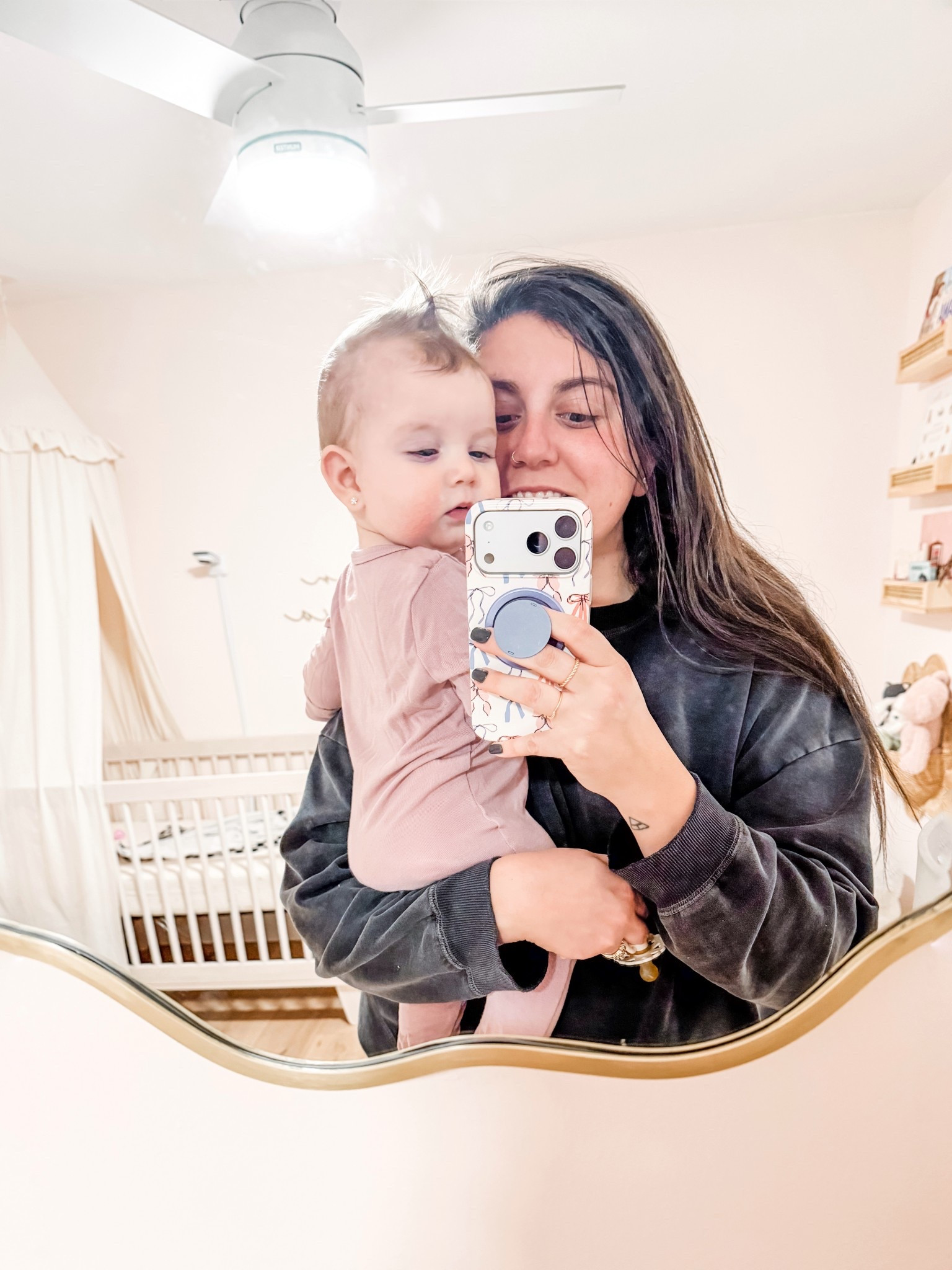 My number one phone essential for taking photos and holding my phone (no more pinky indent!), especially so my kids don’t knock it out of my hand. Charges MagSafe still and lies flat!

#LTKmomlife