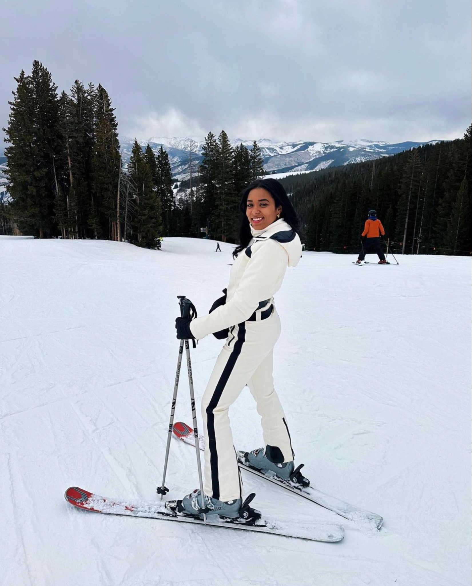 Get this ski jumpsuit look 

#LTKSeasonal #LTKfit #LTKFind