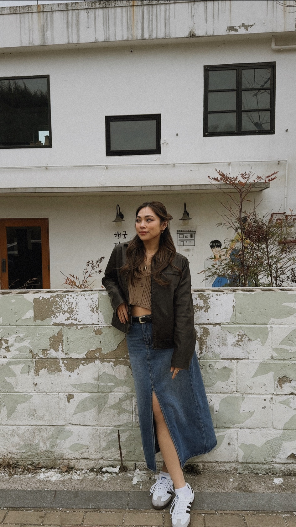 South Korea outfits

Seoul outfit, spring outfit, spring season, denim skirt, vacation outfits, vacation look, spring look 

#LTKtravel #LTKAsia #LTKshoecrush