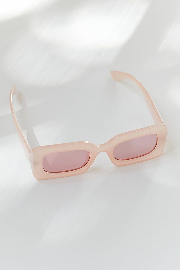 Margot Chunky Rectangle Sunglasses | Urban Outfitters (US and RoW)