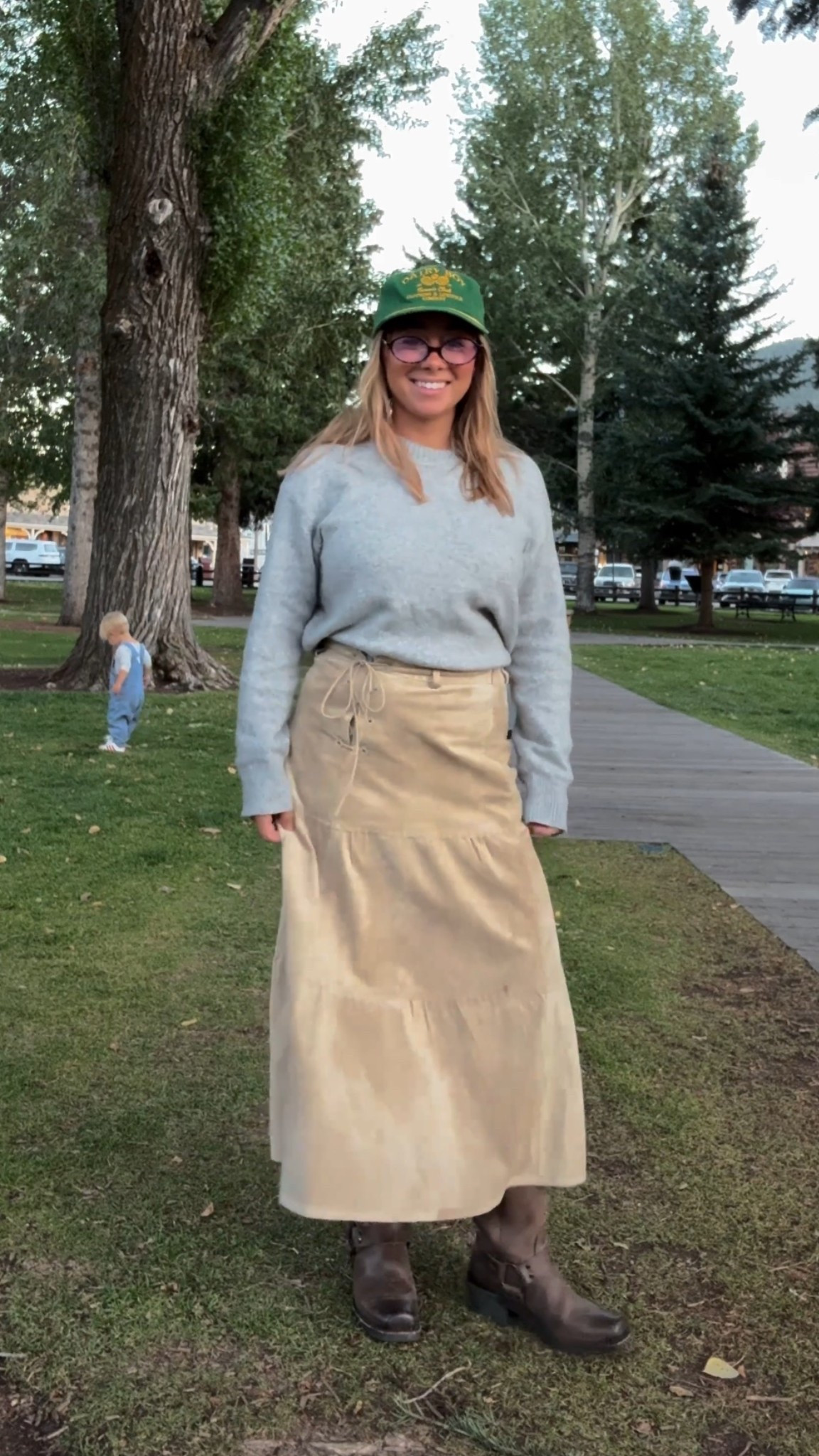 Fall ootd! The suede maxi skirt is a thrift find in Jackson- I found some really good vintage ones on Etsy that I linked that are similar, there are tons out there. Sweater is size S (best basic). Boots are TTS. 

Fall maxi skirt outfit, suede skirt 
