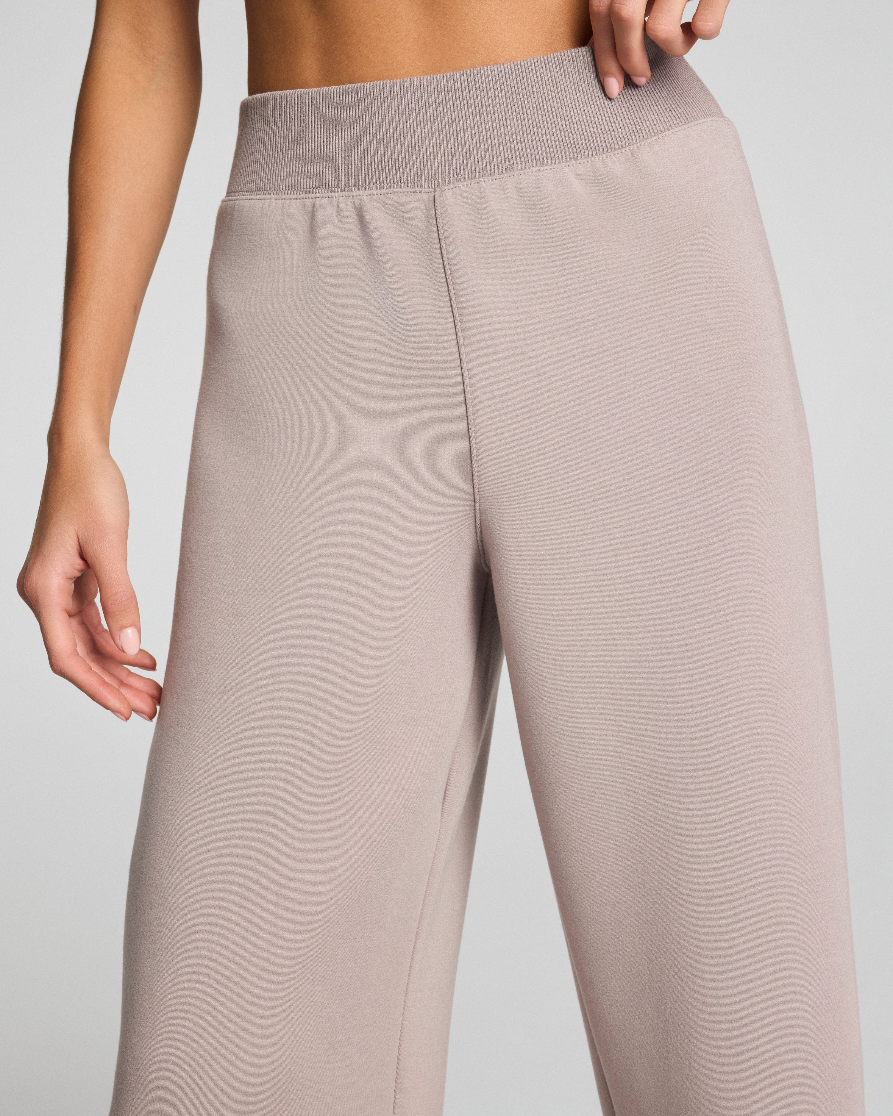 AirEssentials Luxe Barrel Leg Lounge Pants | SPANX | Spanx
